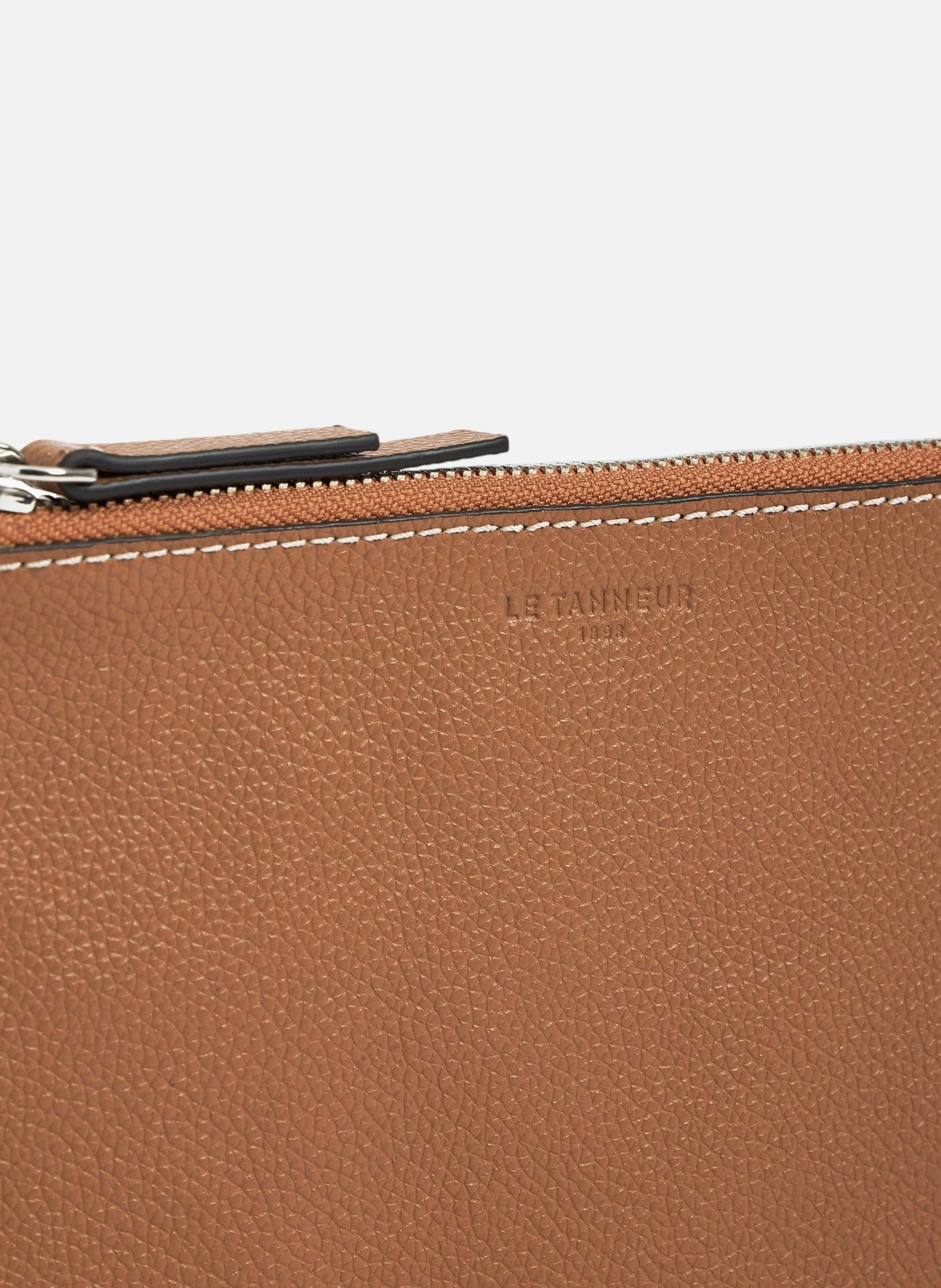 Pochette zippée avec dragonne en cuir grainé LE TANNEUR Marron