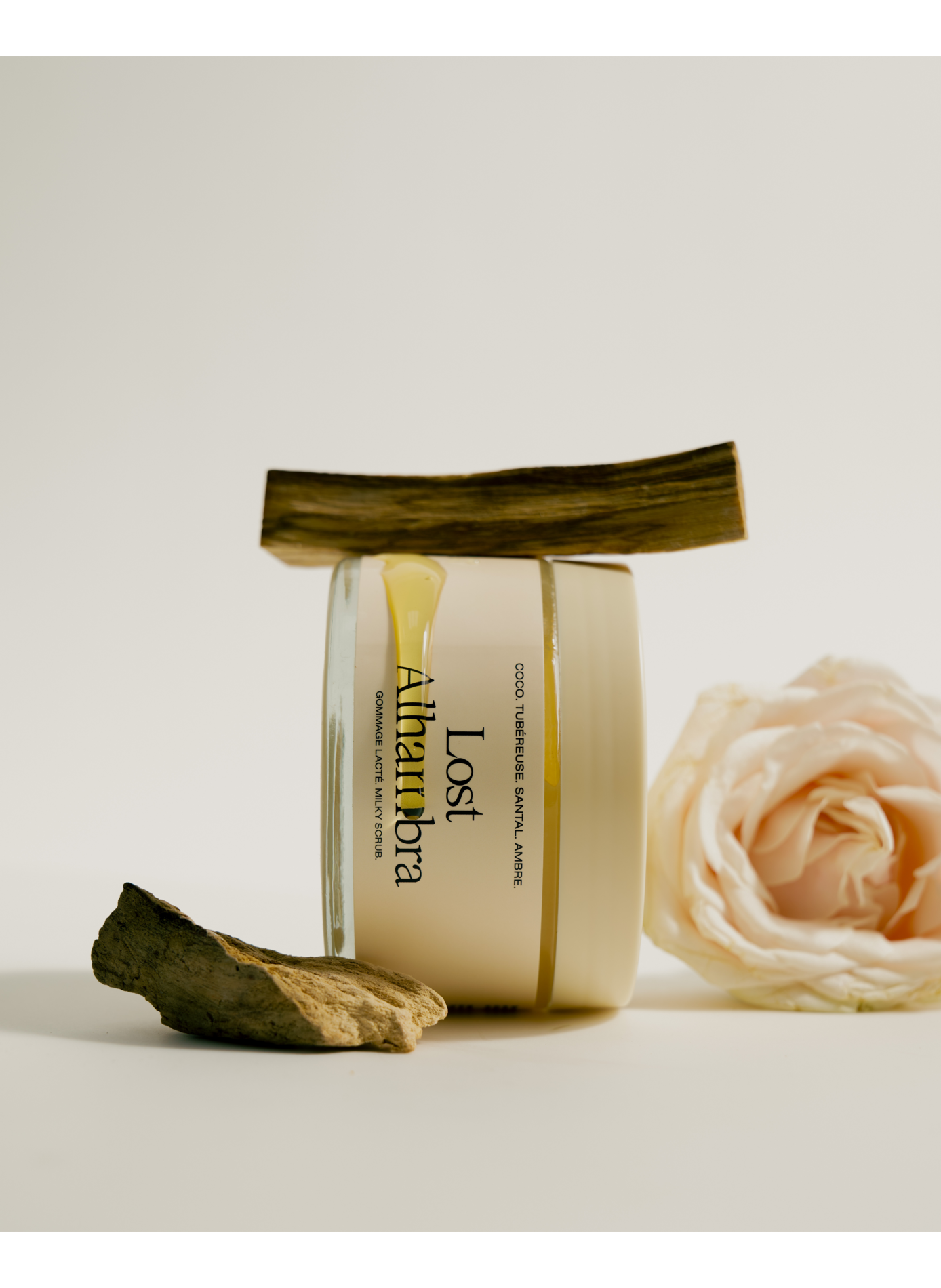 Exfoliante lácteo - Lost Alhambra REFEEL NATURALS No color