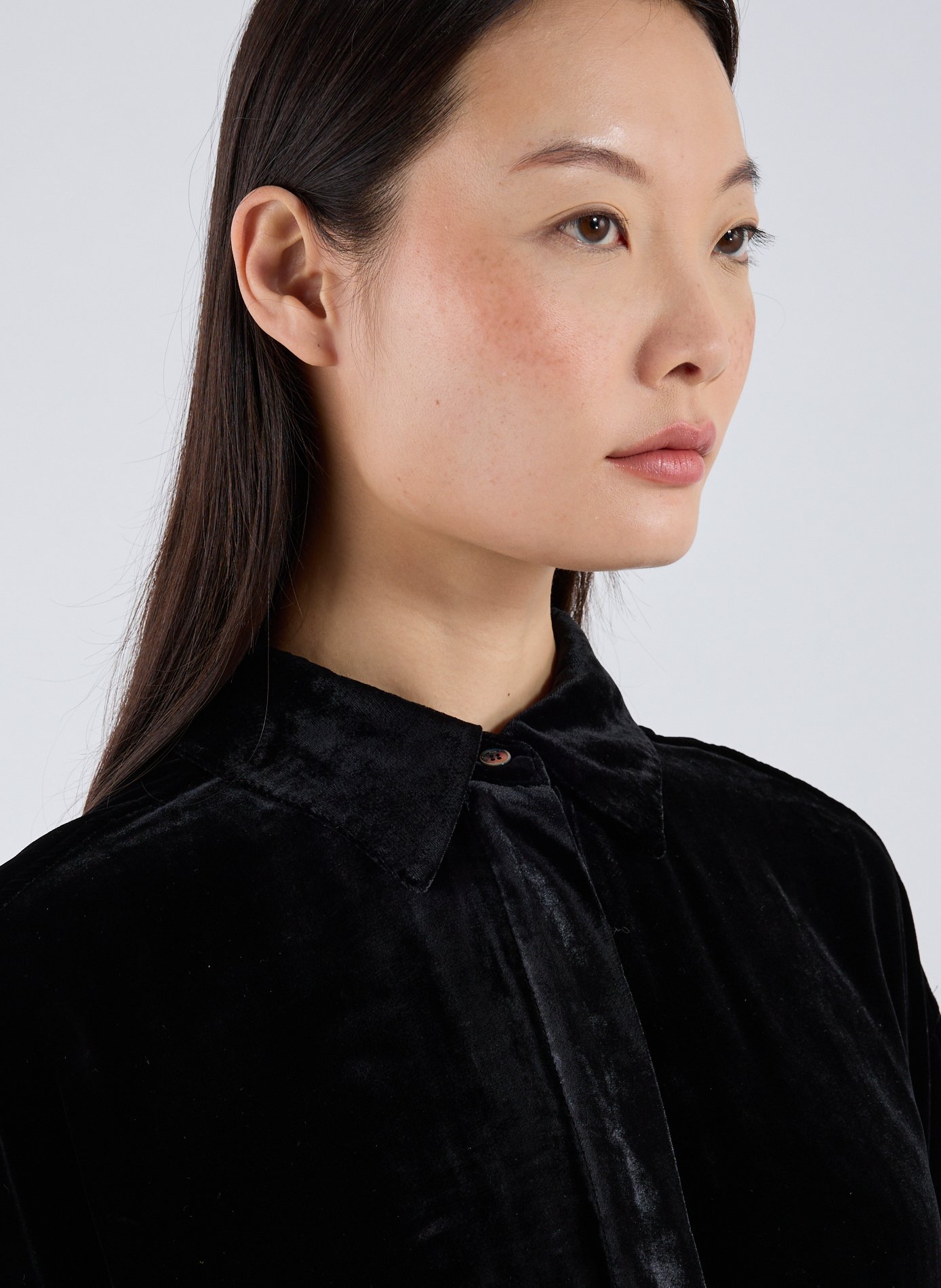 Velvet shirt with classic collar R2W Black