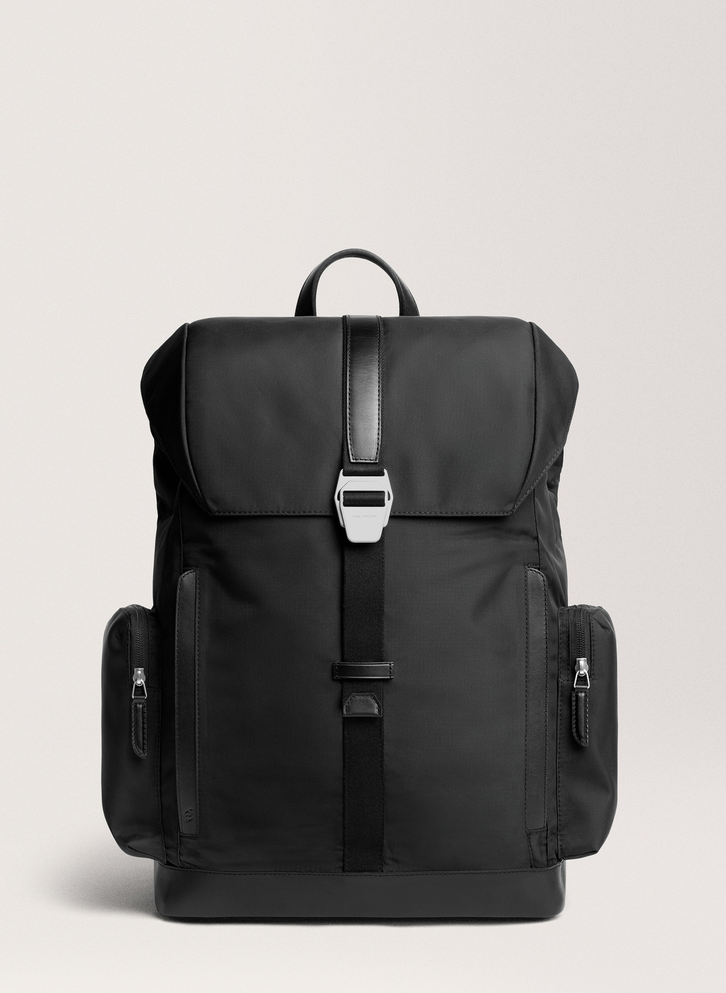 Sac à dos 'Traverse' en nylon CARL FRIEDRIK Noir