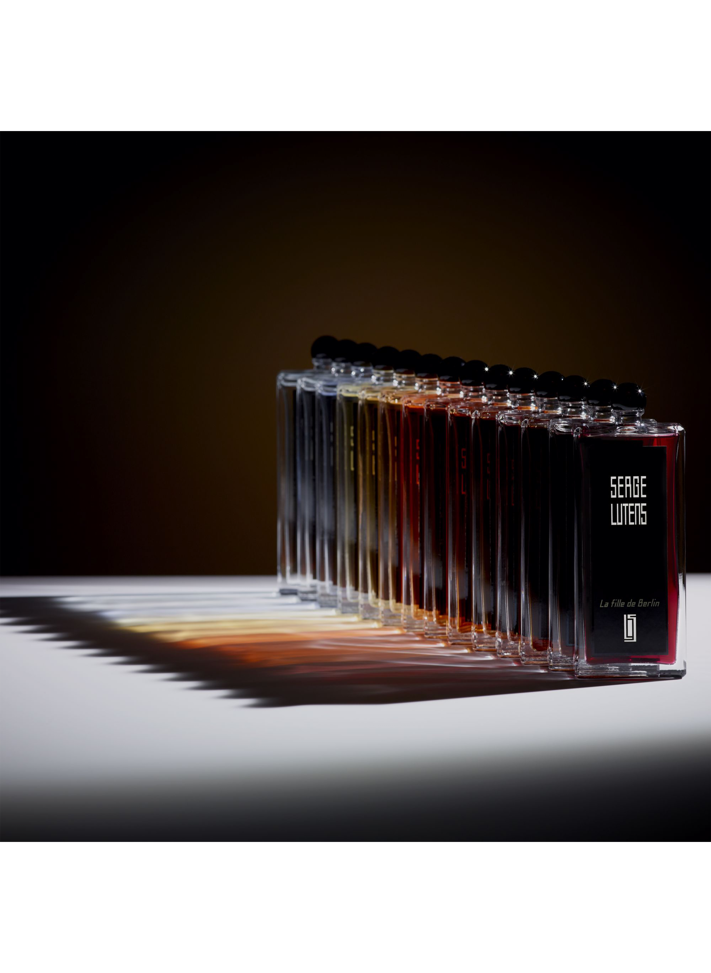 Eau de parfum Dent de lait SERGE LUTENS No color