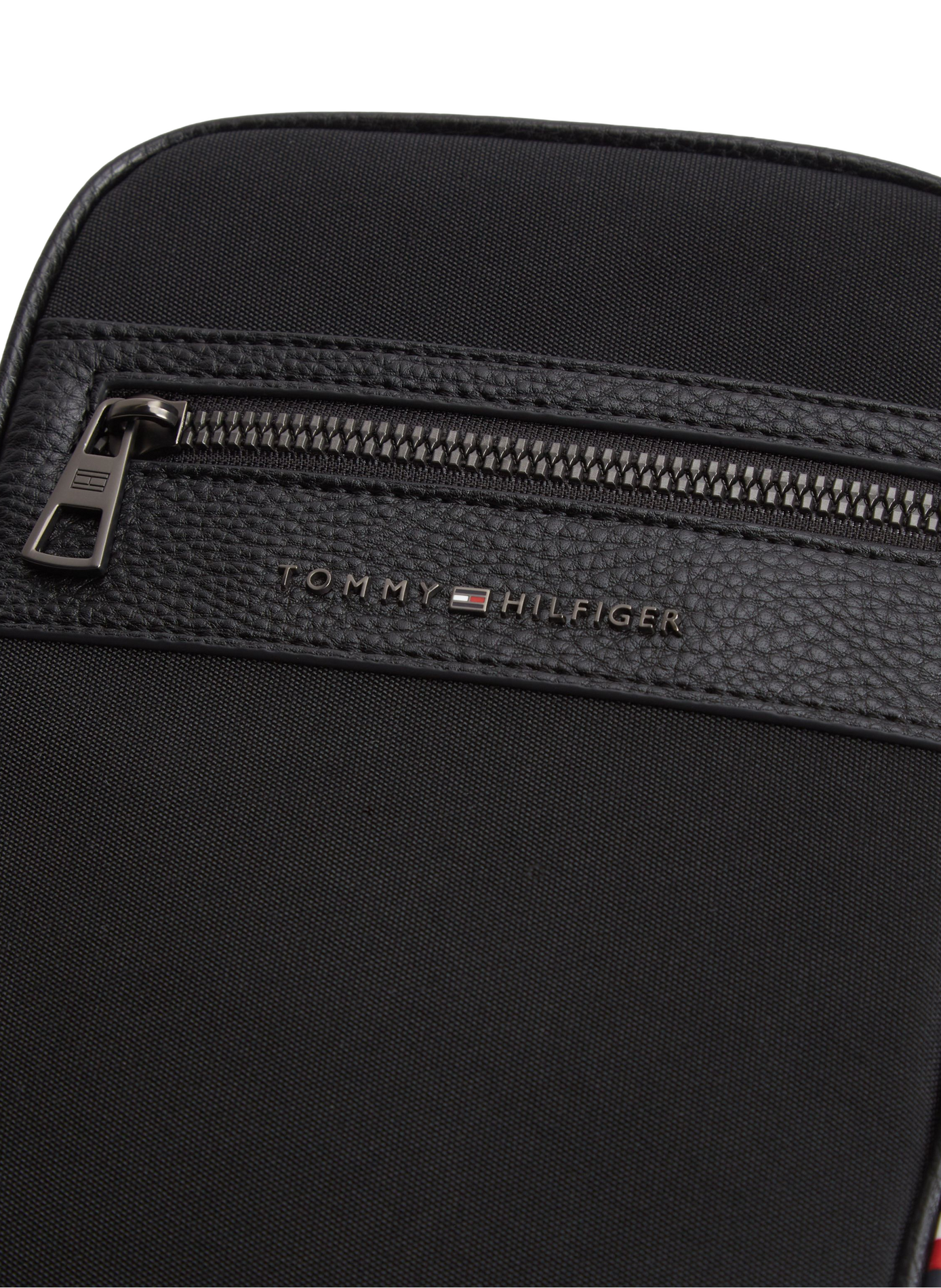 Satchel TOMMY HILFIGER Black