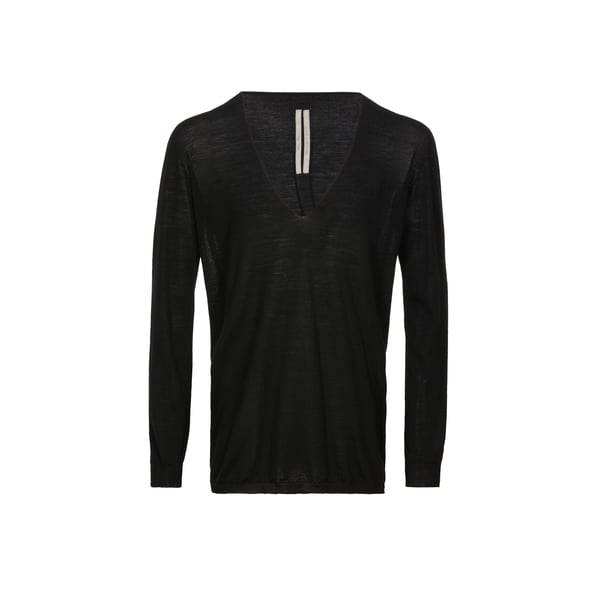 Pull col V profond en laine