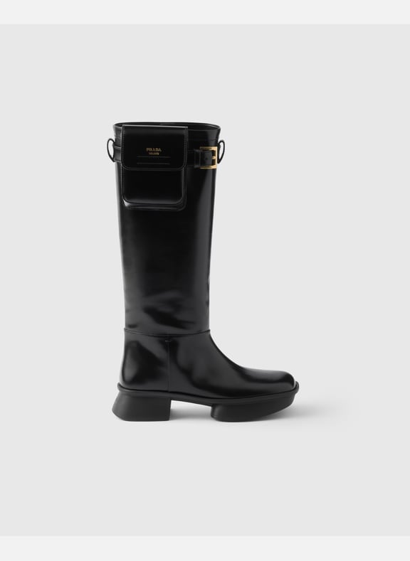 Bottes en cuir brossé avec pochette Noir by PRADA PRADA Bottes en cuir brossé avec pochette Noir