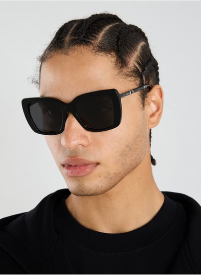 Lunettes de soleil carrées tubulaires  BURBERRY Lunettes de soleil carrées tubulaires  BURBERRY