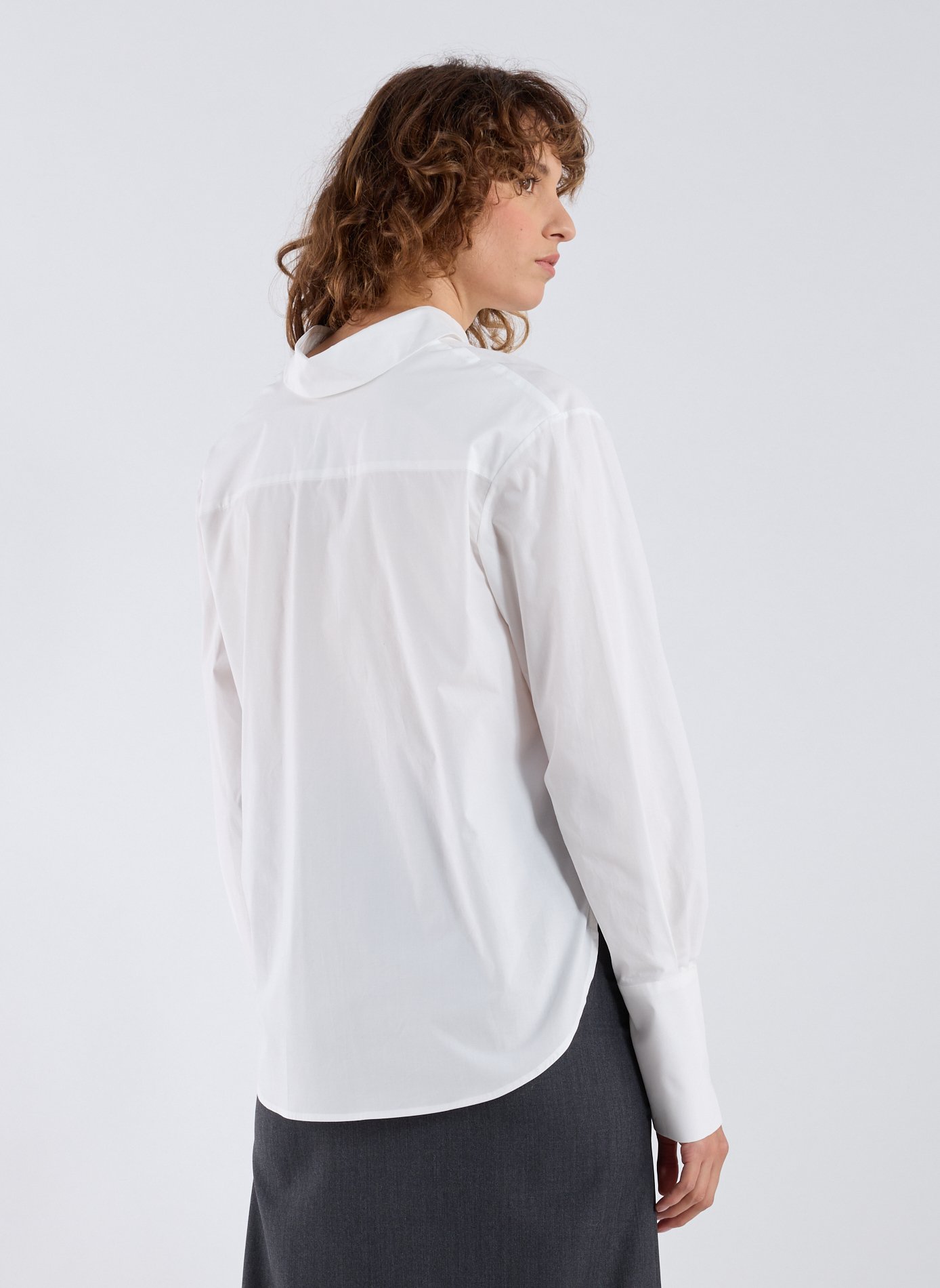 Chemise col classique manches contrastantes en coton R2W White