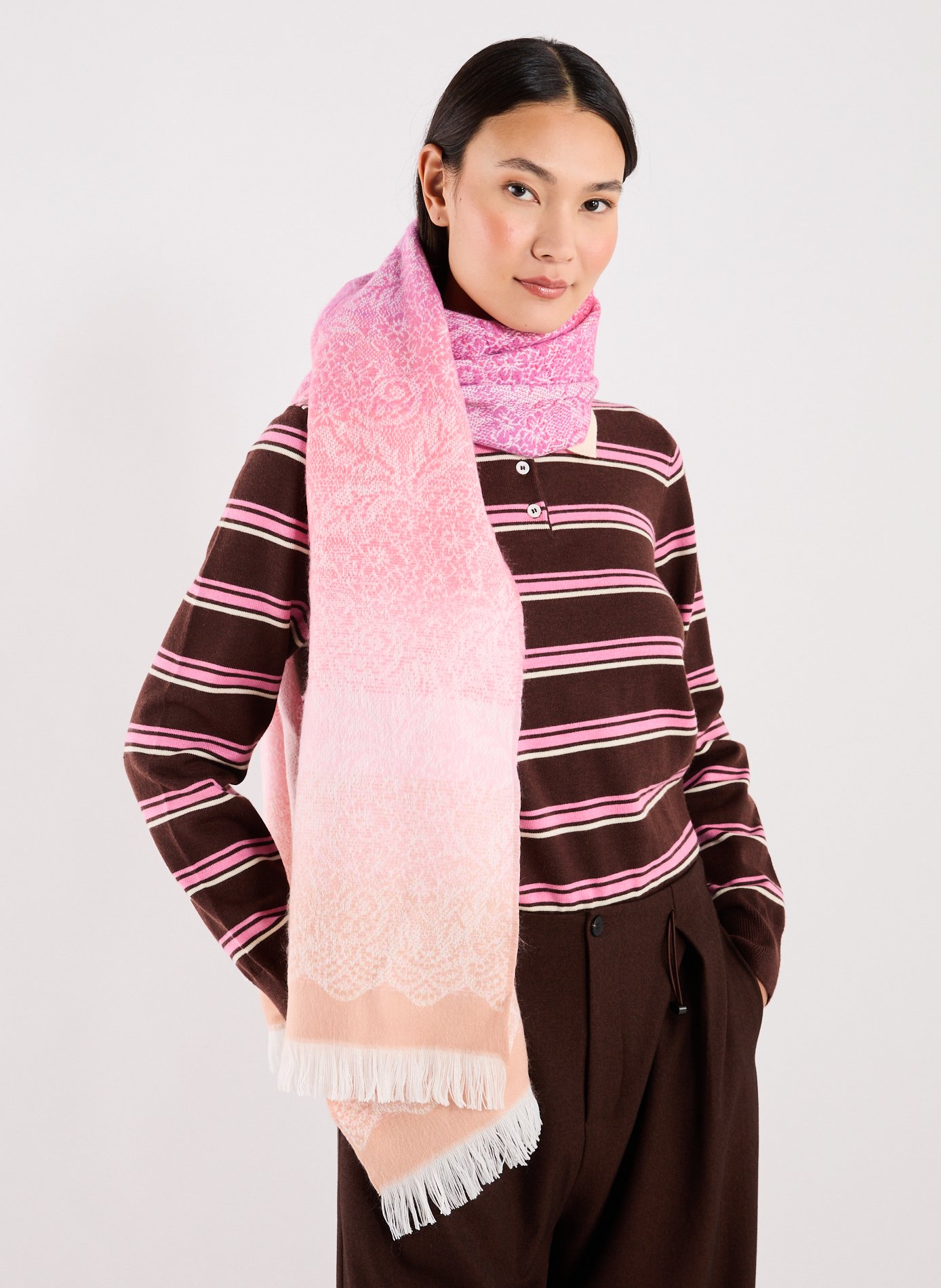 Echarpe à motif  AU PRINTEMPS PARIS Rose