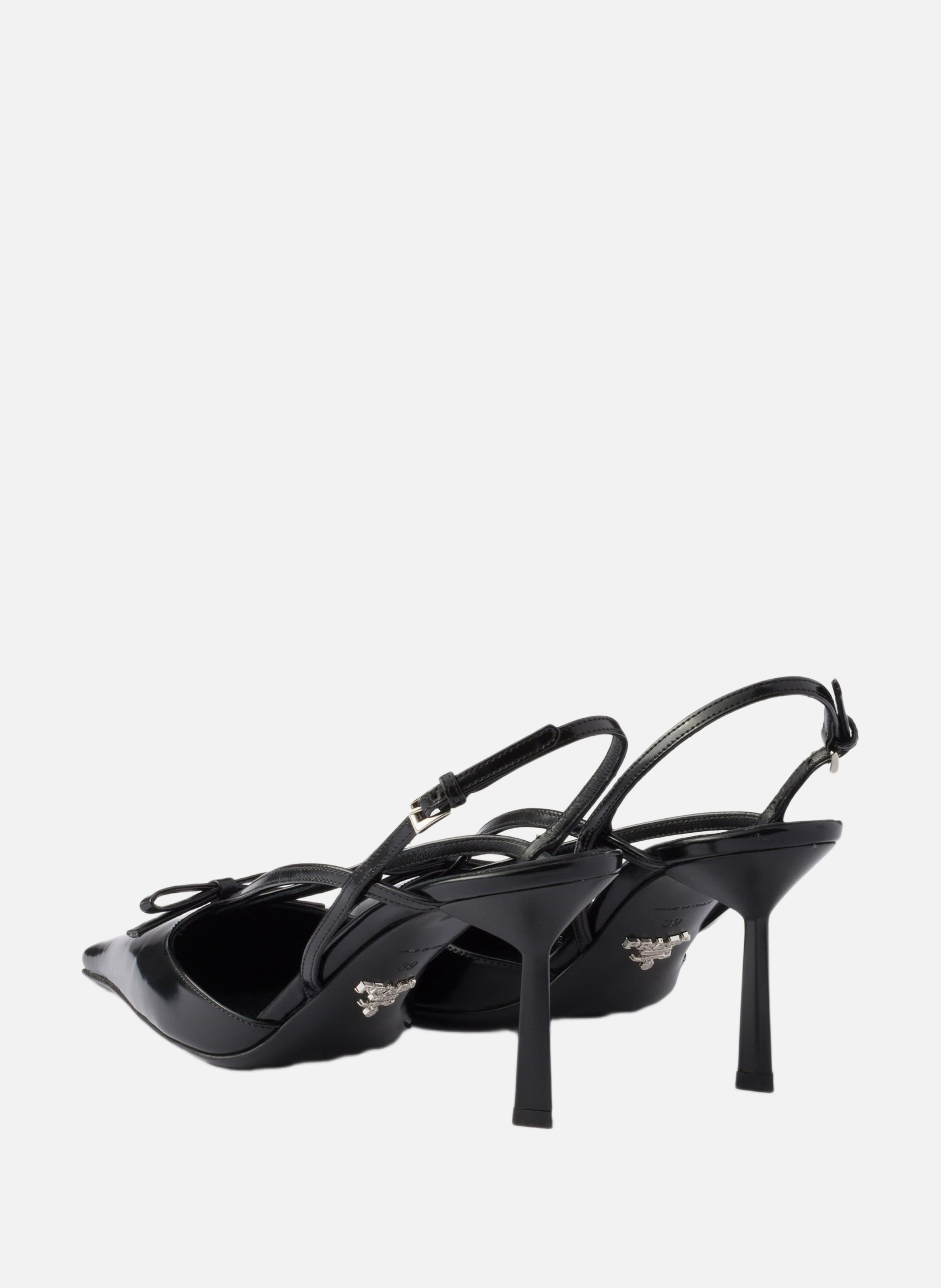 Escarpins à bride arrière en cuir brossé PRADA Noir