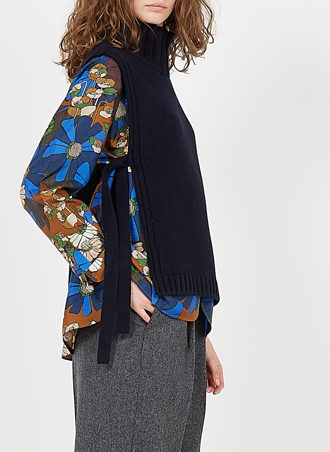 Pull col montant sans manche en laine mélangée or SOEUR Bleu