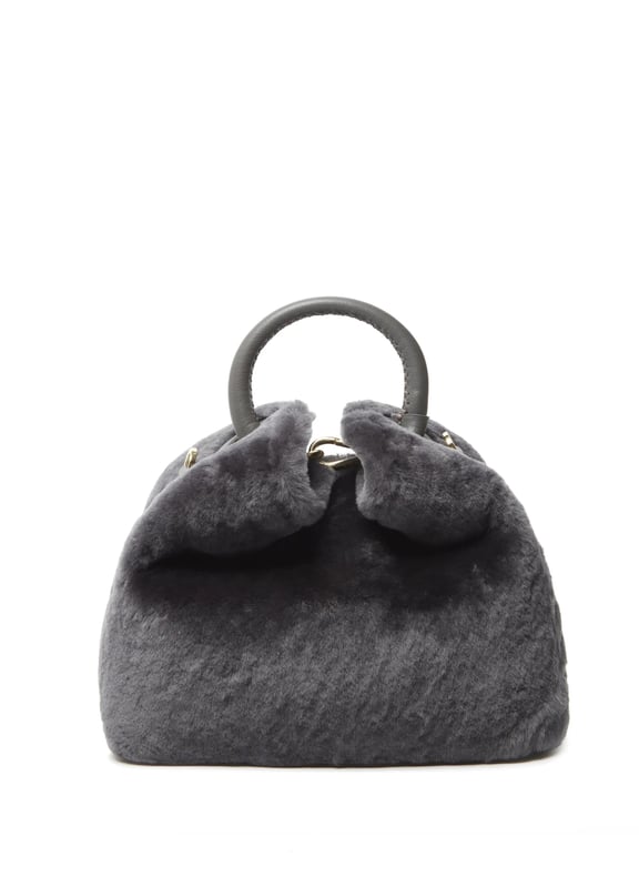 Sac à main baozi en shearling Gris by ELLEME ELLEME Sac à main baozi en shearling Gris