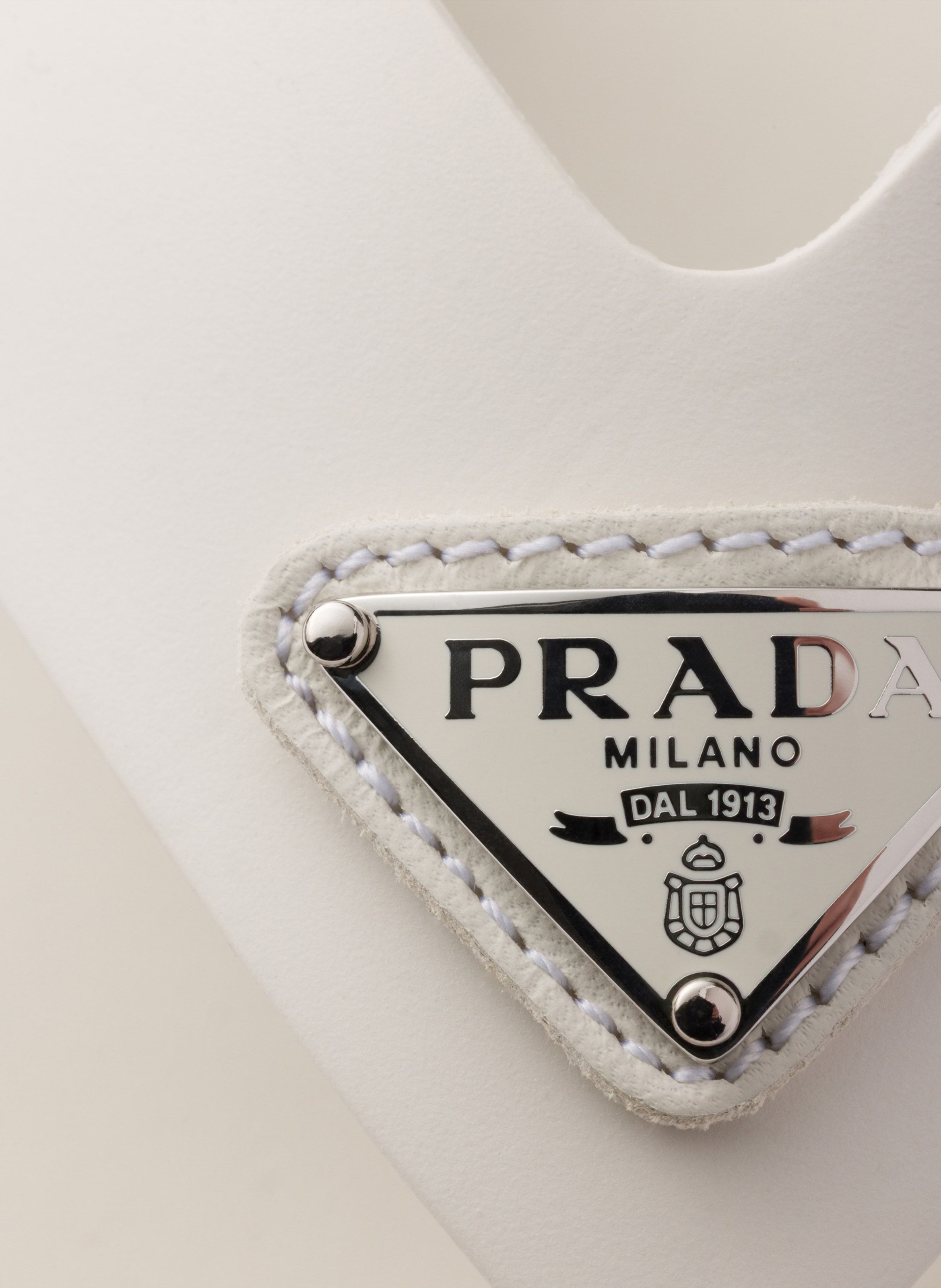 Tongs en gomme PRADA Beige