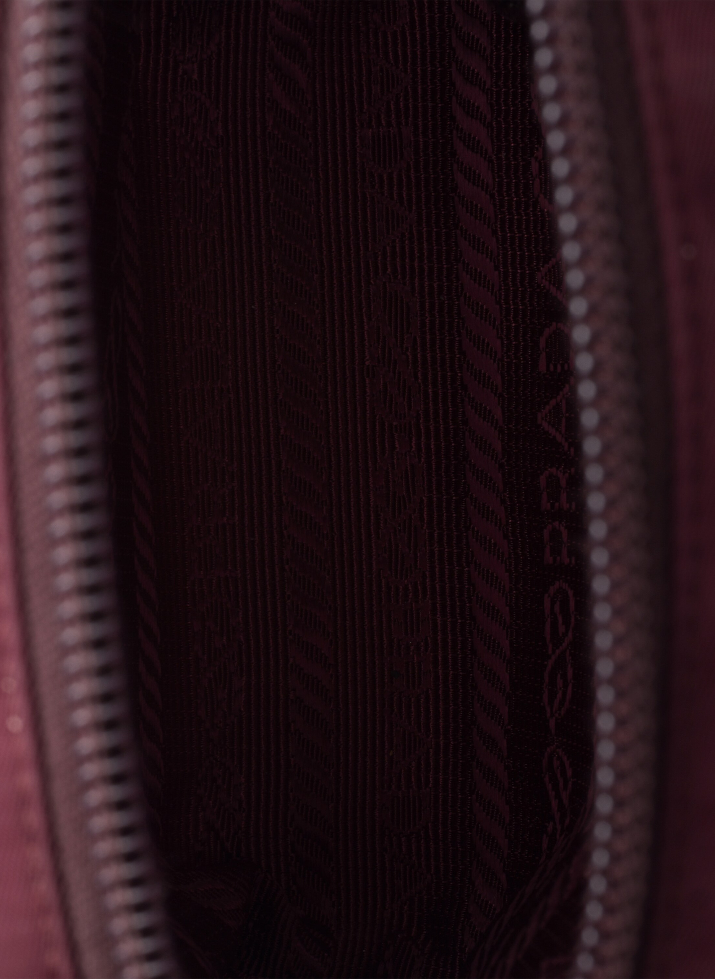 Micro pochette en re-nylon PRADA Rouge