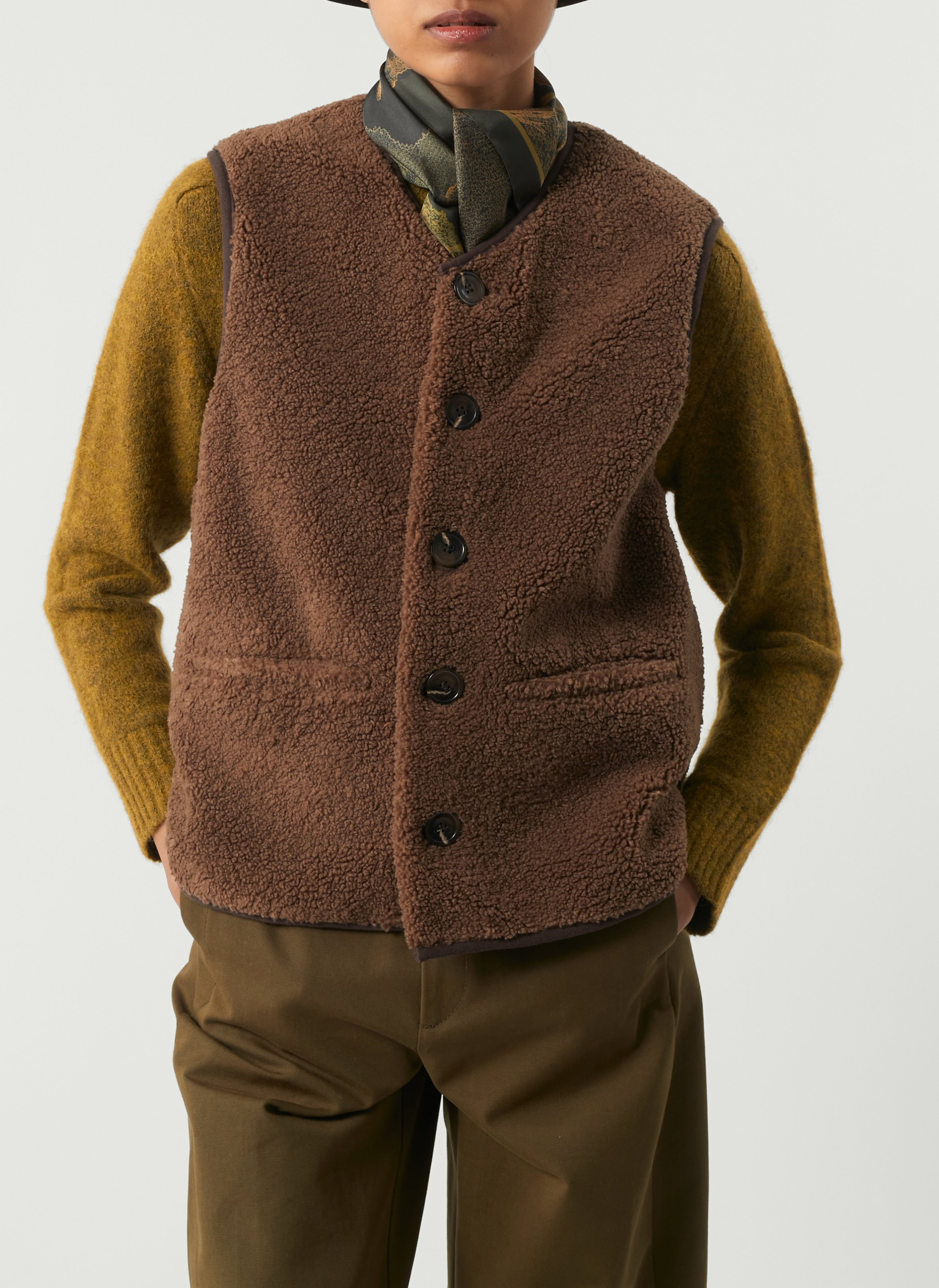Gilet sans manches aspect mouton fusil SOEUR Marron
