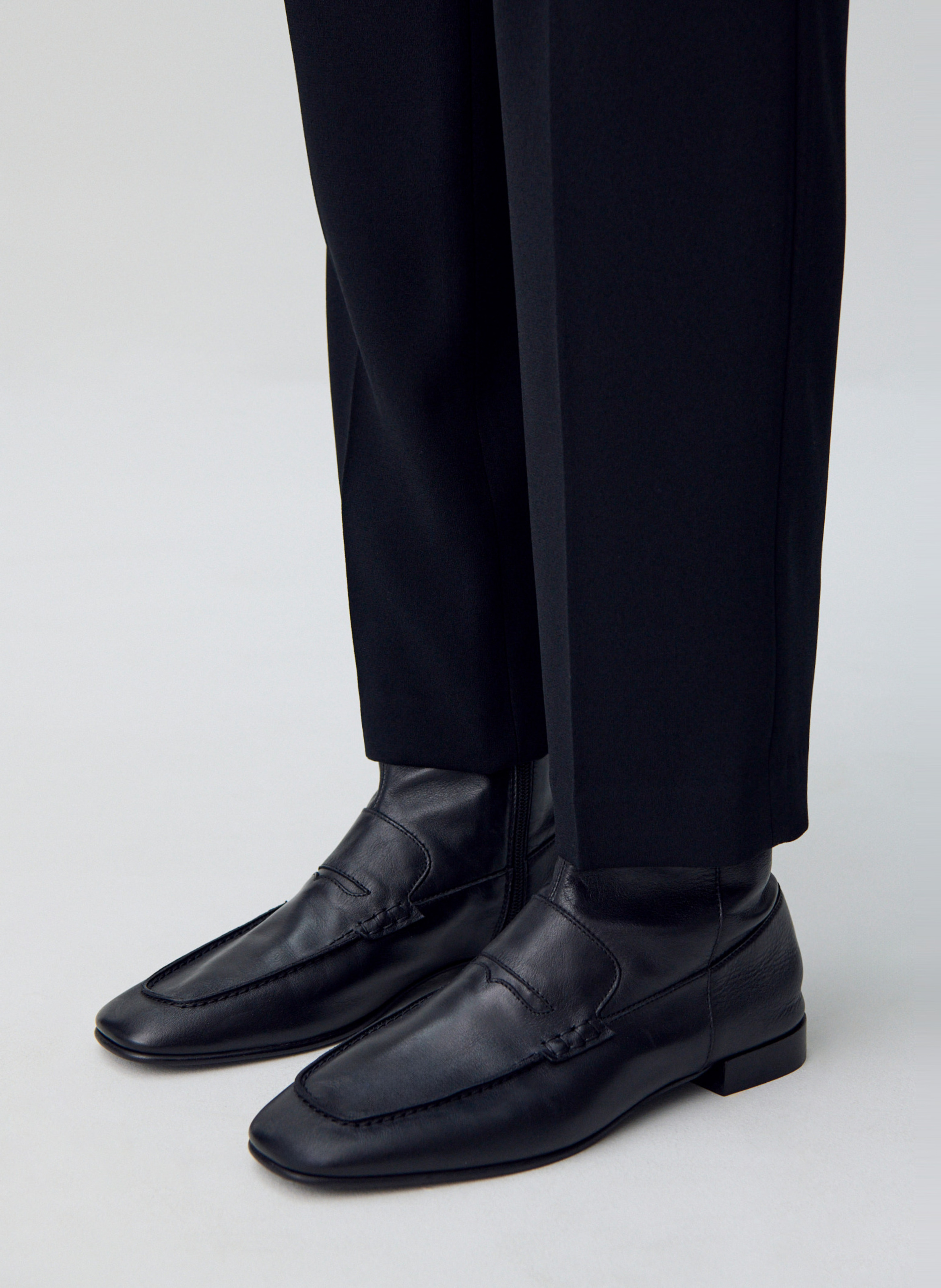 Bottines zippées en cuir CLAUDIE PIERLOT Noir