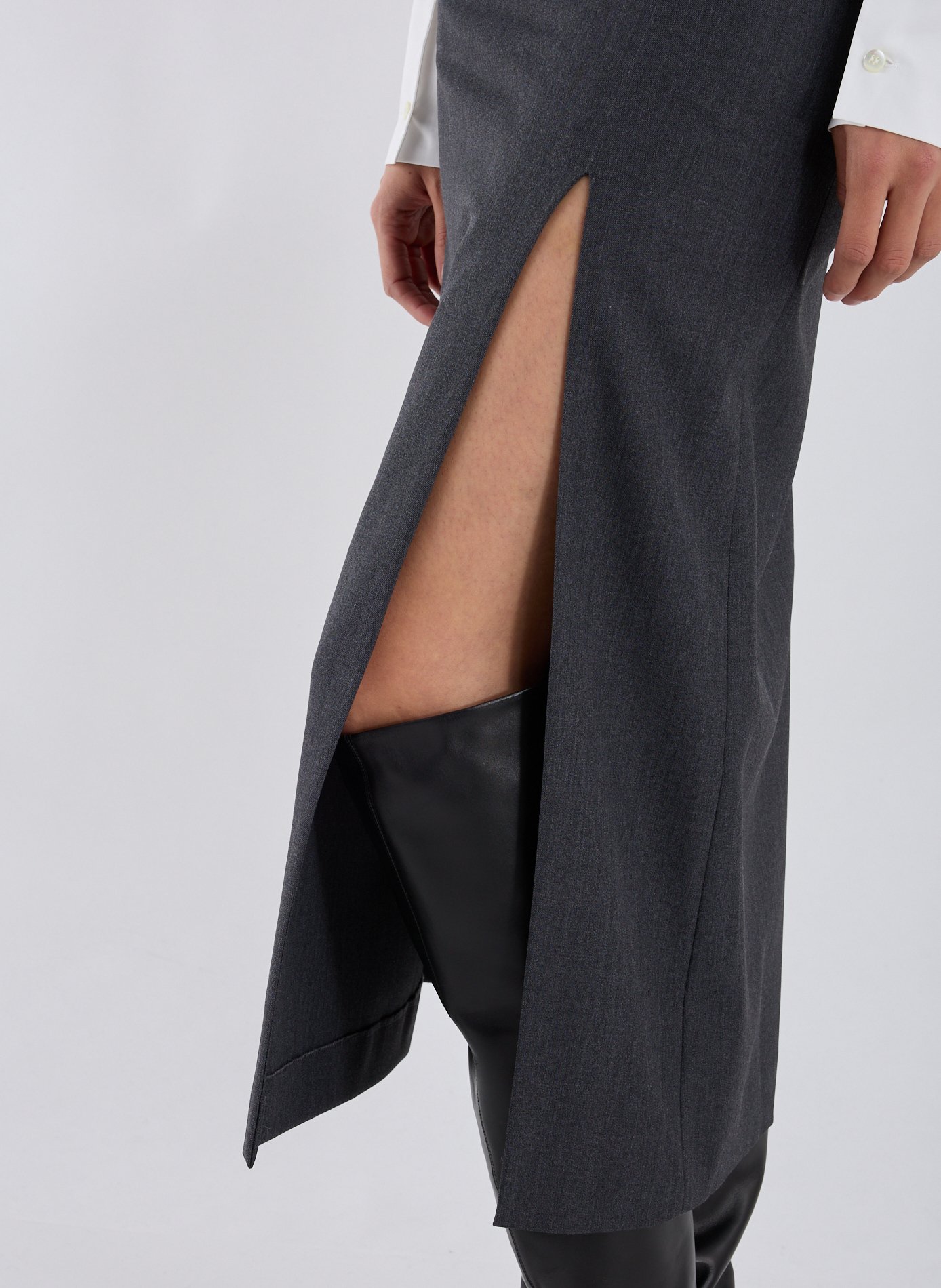 Straight long skirt in blended wool R2W Grey