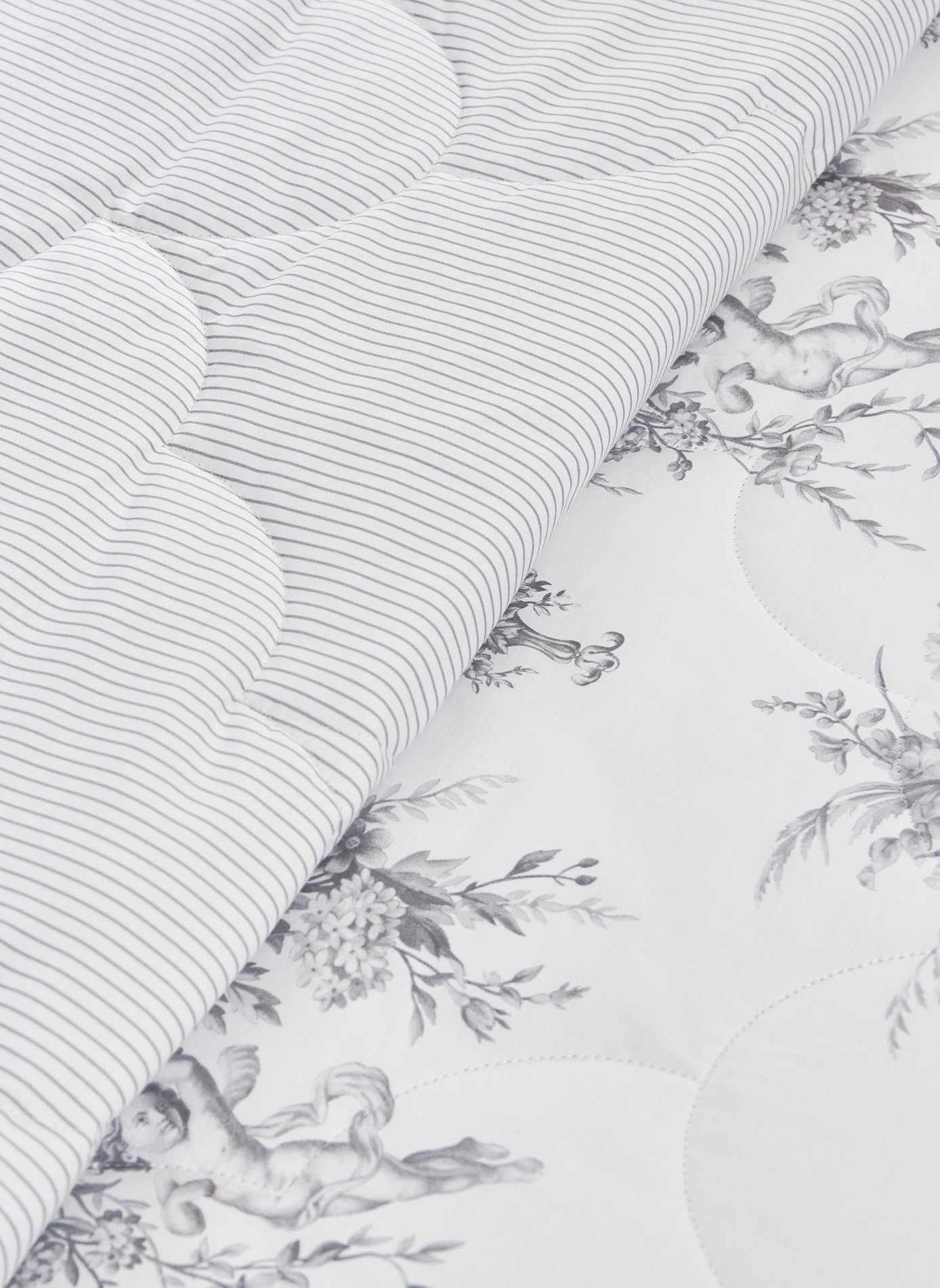 Jete de lit evanescence ANNE DE SOLENE Blanc