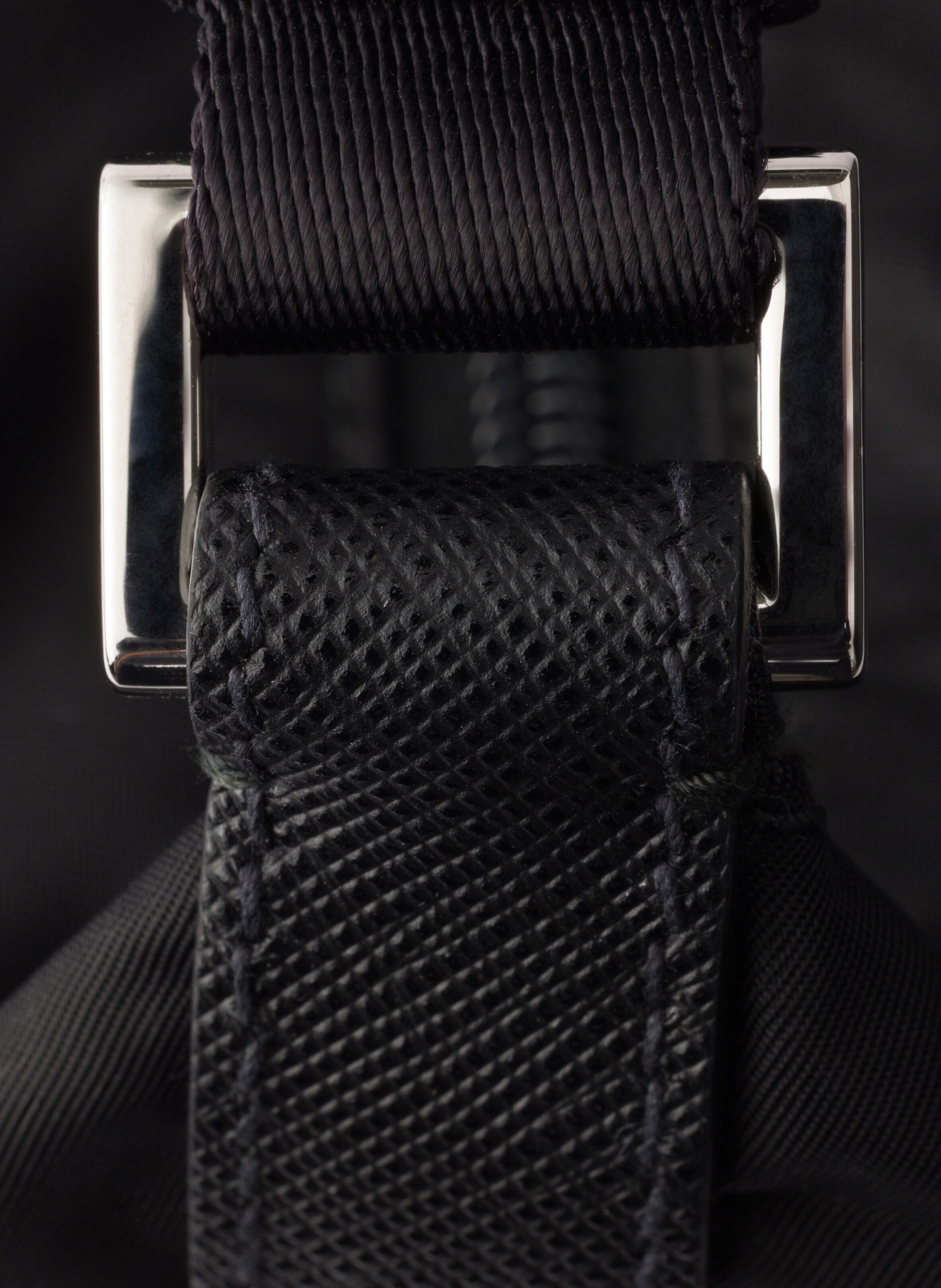 Sac porté épaule en re-nylon et cuir saffiano PRADA Noir