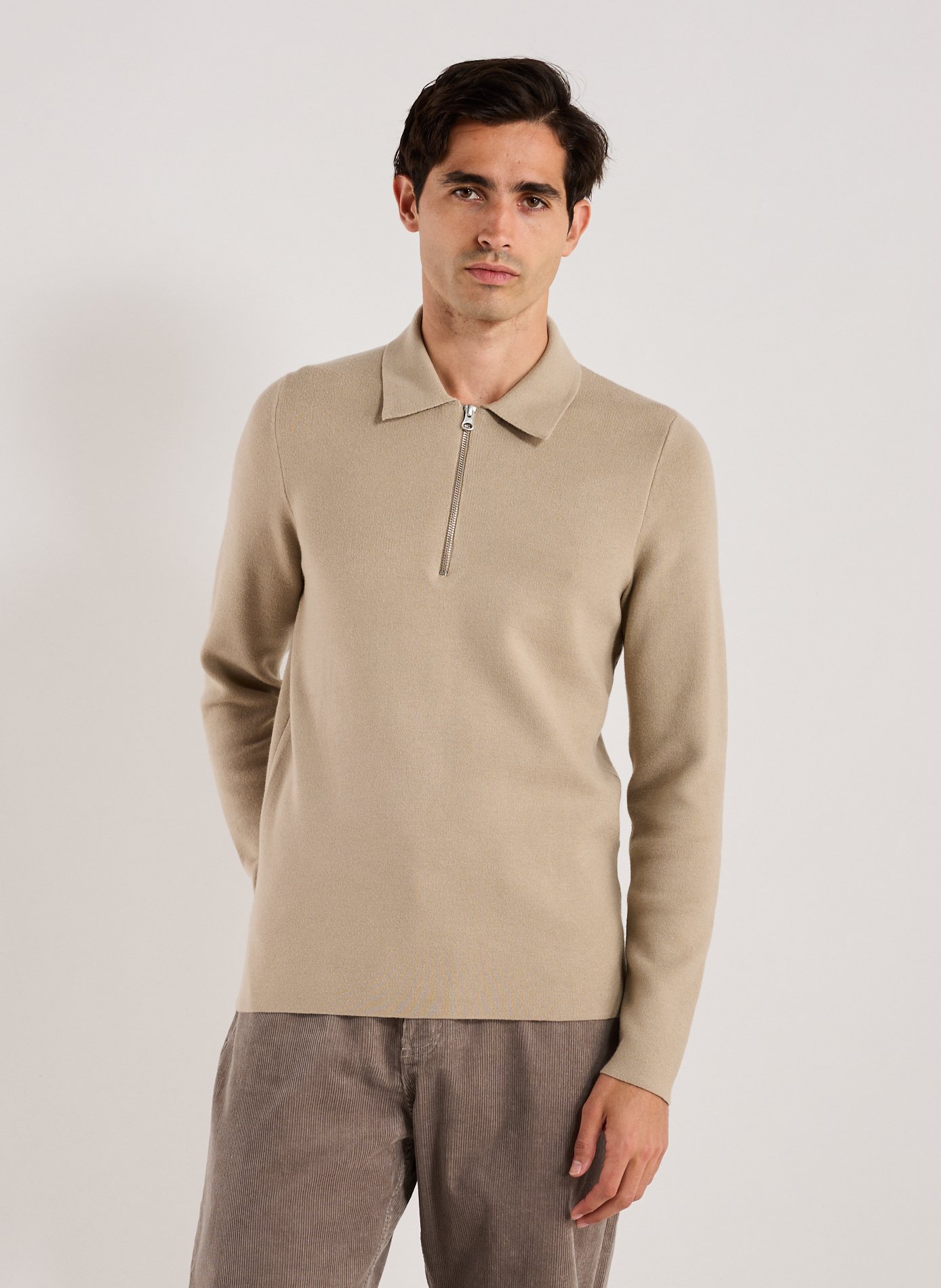 SAMSOE SAMSOE Lightweight sweater with a classic collar Beige