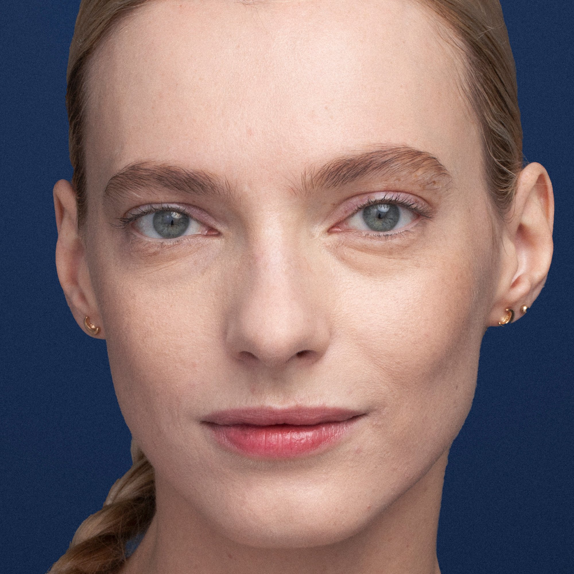 Double Wear - Fond de Teint Longue Tenue Intransférable SPF 10 1c0 shell