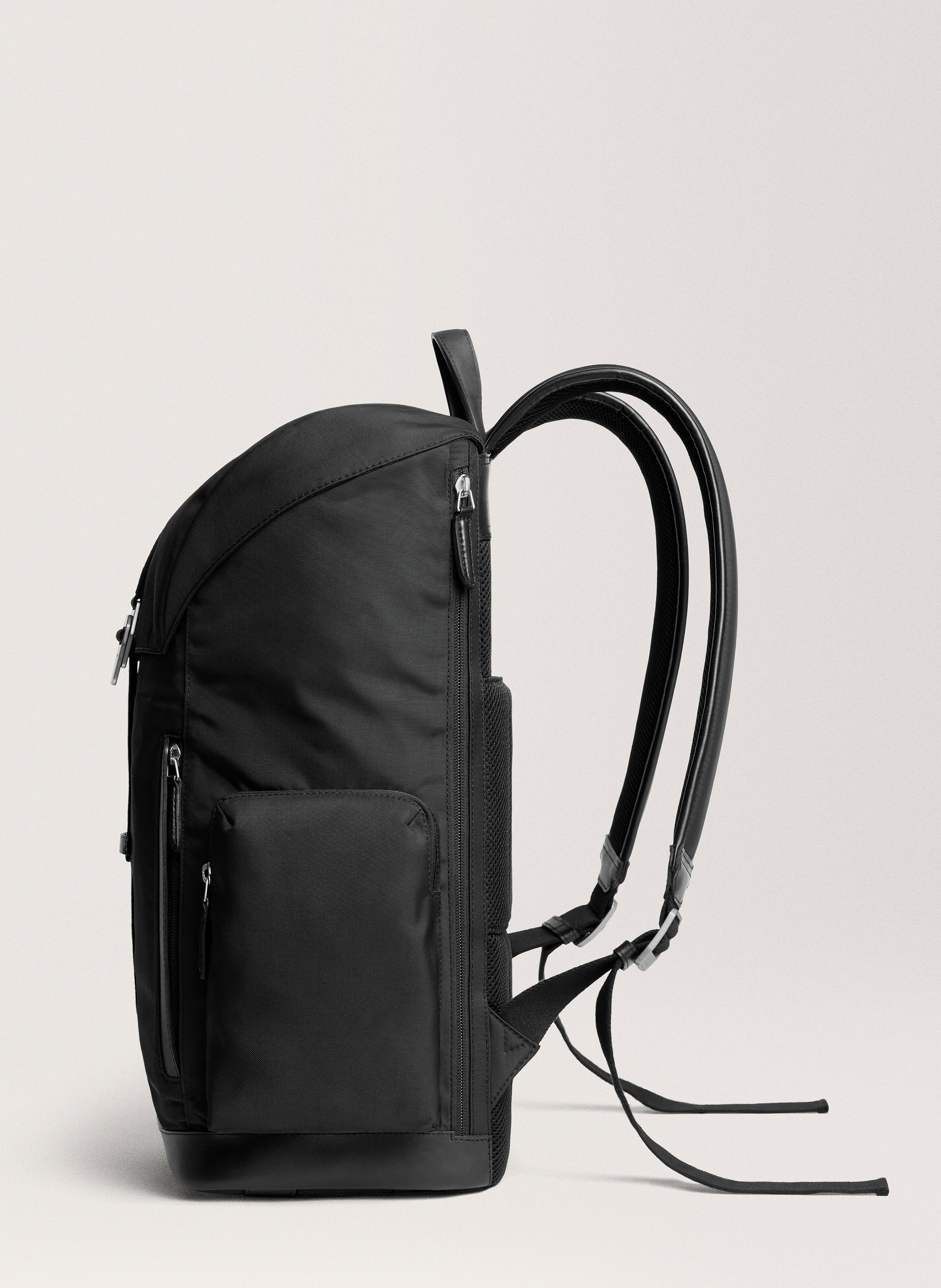 Sac à dos 'Traverse' en nylon CARL FRIEDRIK Noir