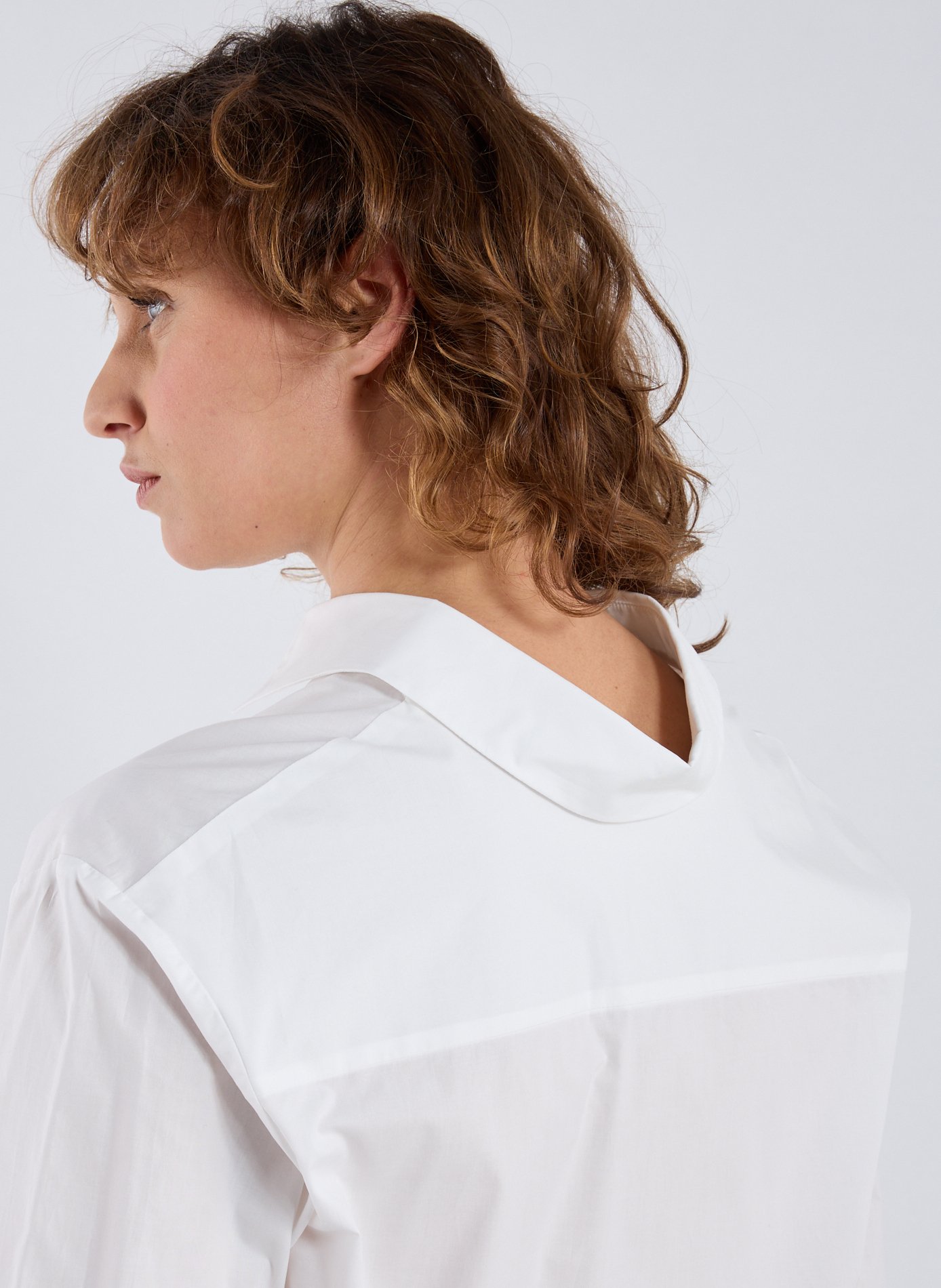 Chemise col classique manches contrastantes en coton R2W White