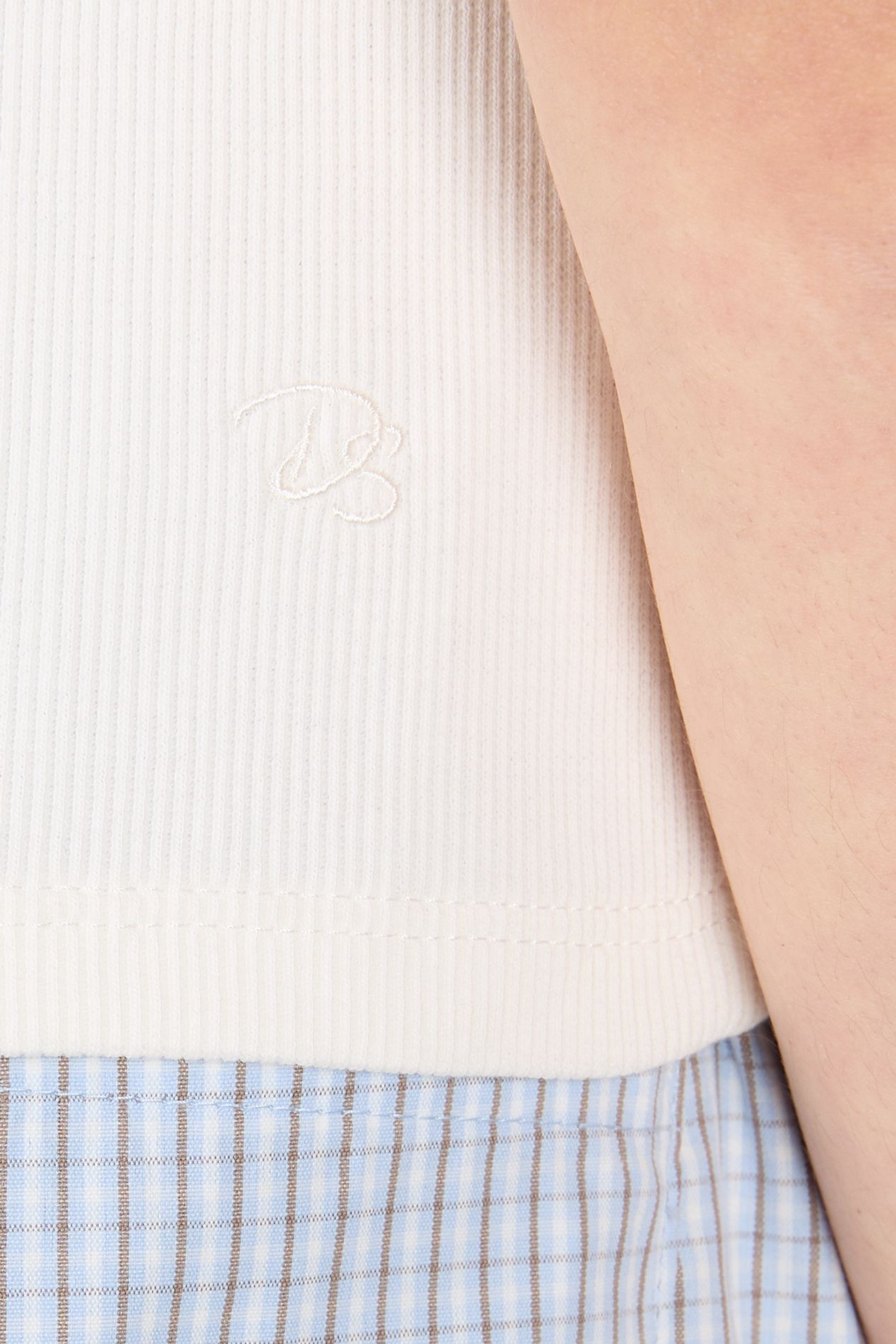 Ribbed buttoned round neck top in blended cotton DUNST White