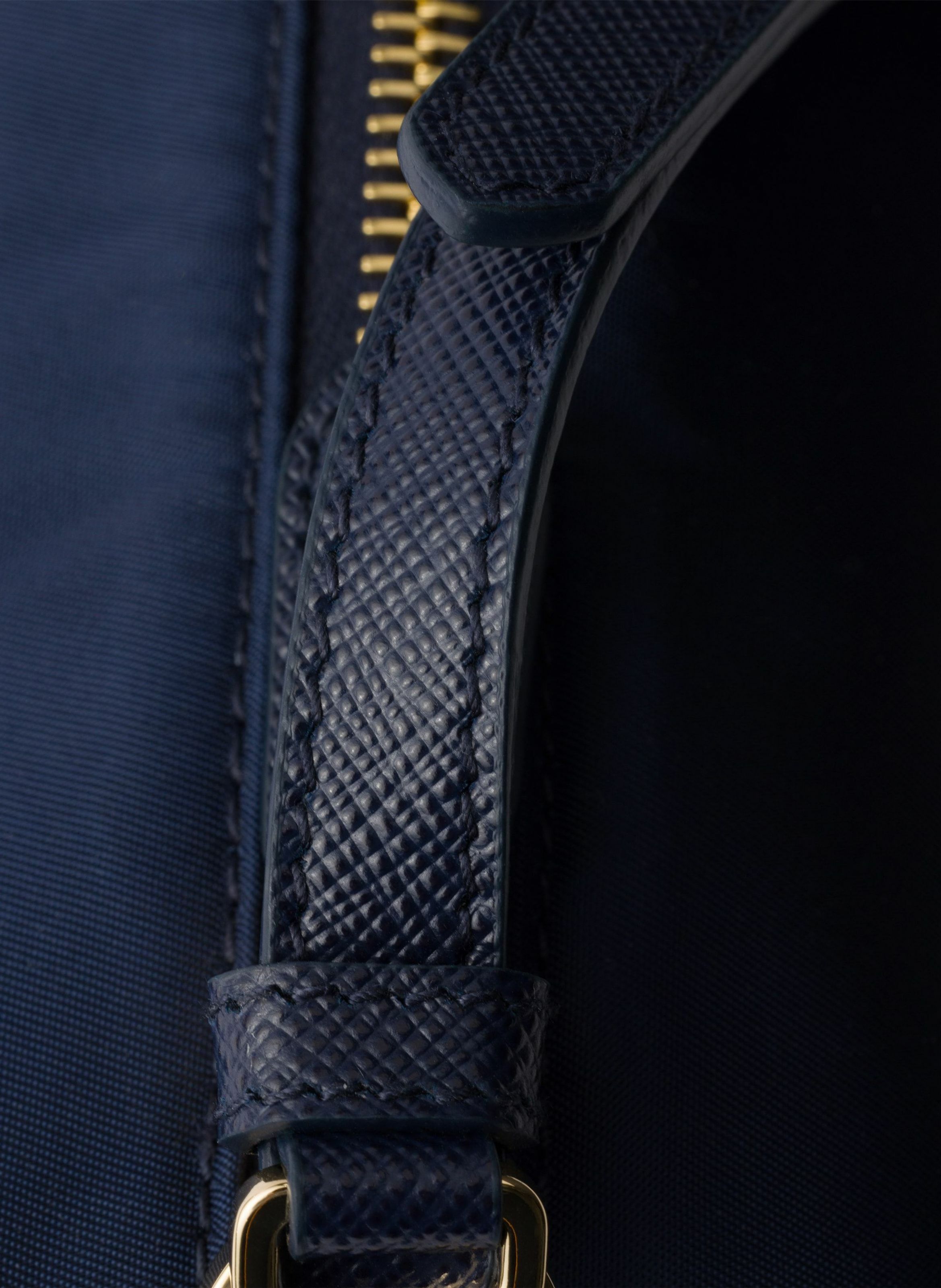 Pochette en re-nylon PRADA Bleu