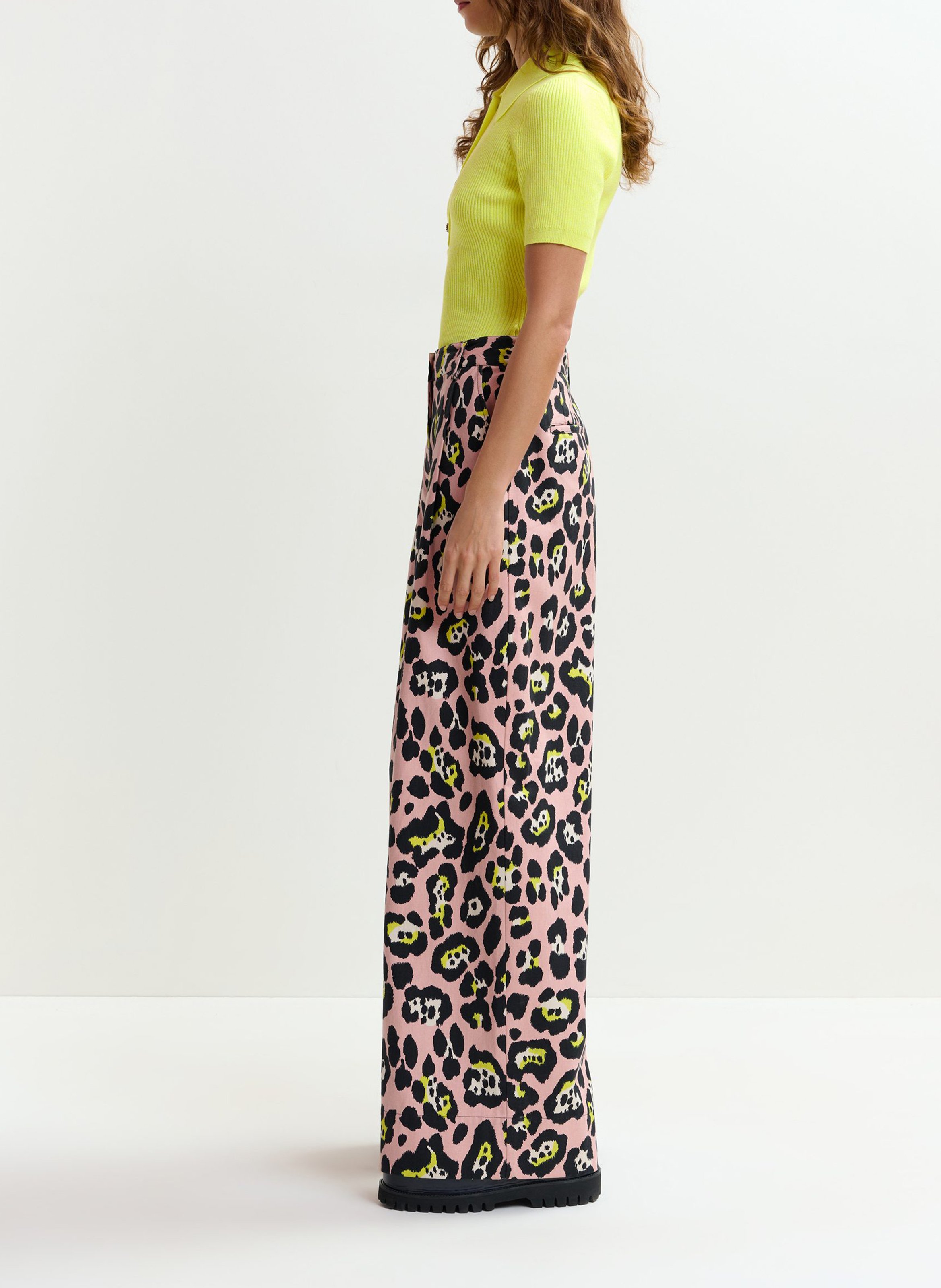 Polo manches courtes ajusté uni jabric ESSENTIEL ANTWERP Jaune