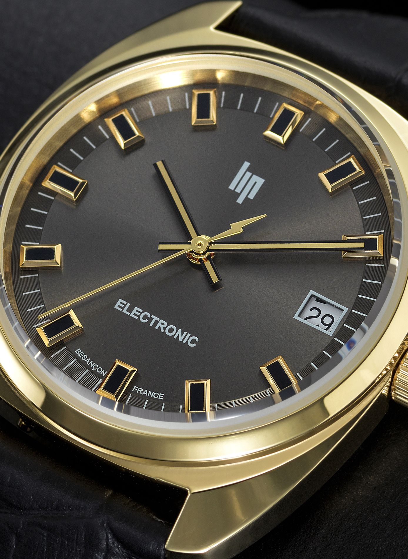 Montre quartz bracelet en cuir LIP Noir