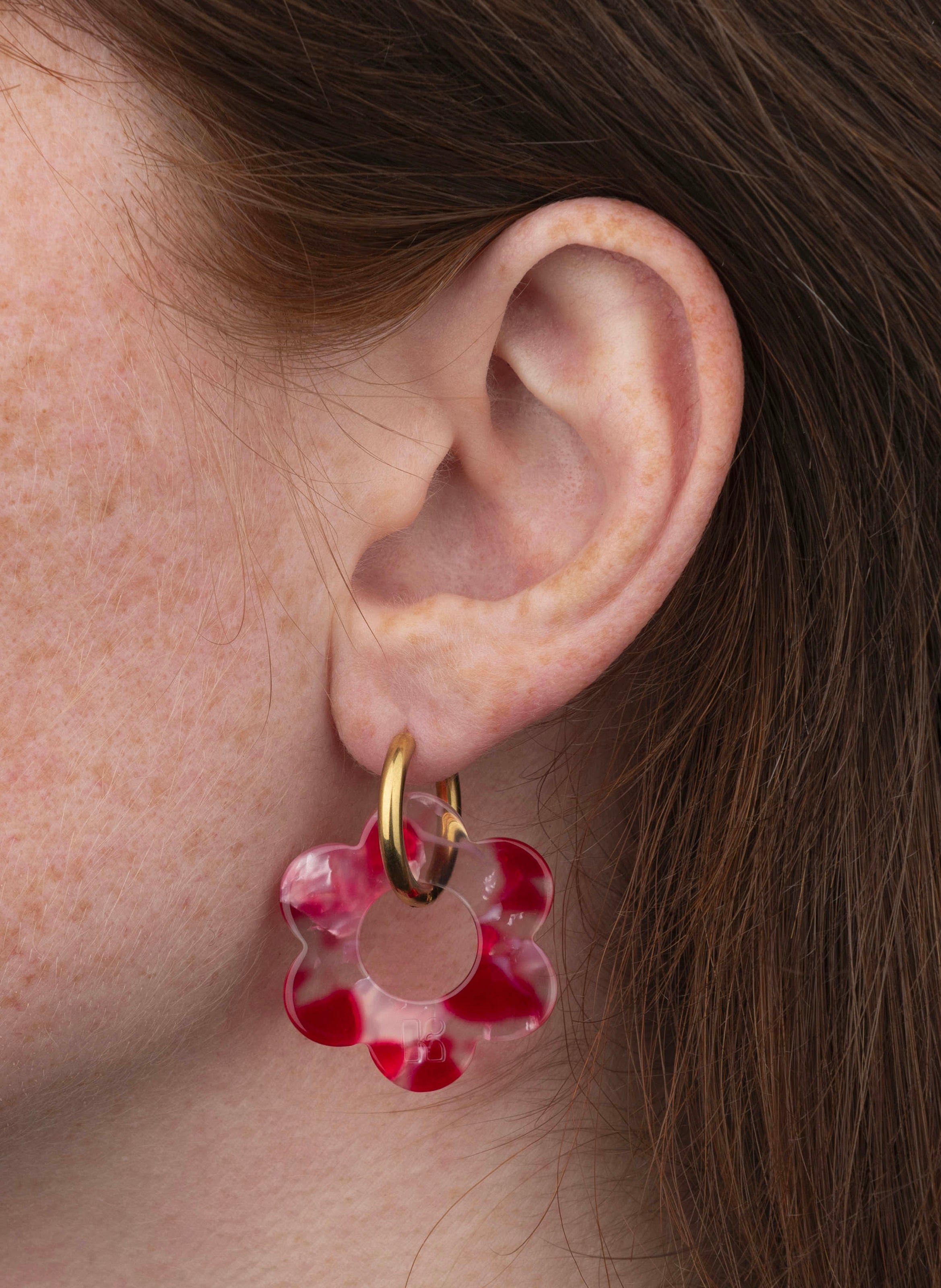 Boucles d'oreilles maxi fleurette avec anneaux en acier inoxydable argenté KURAGE GINZA Rouge