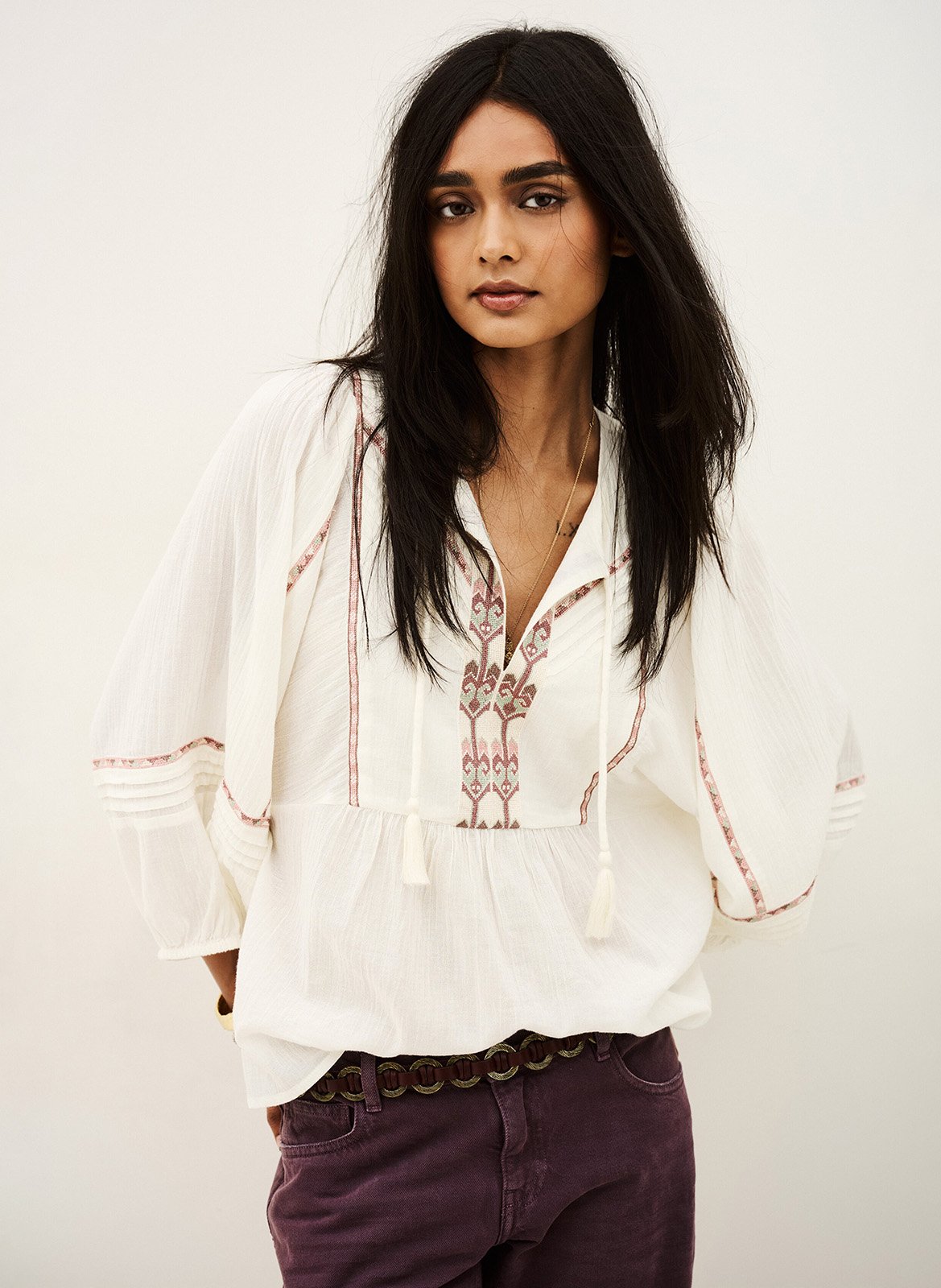 Wijde blouse met geborduurde poëzie BA&SH Beige