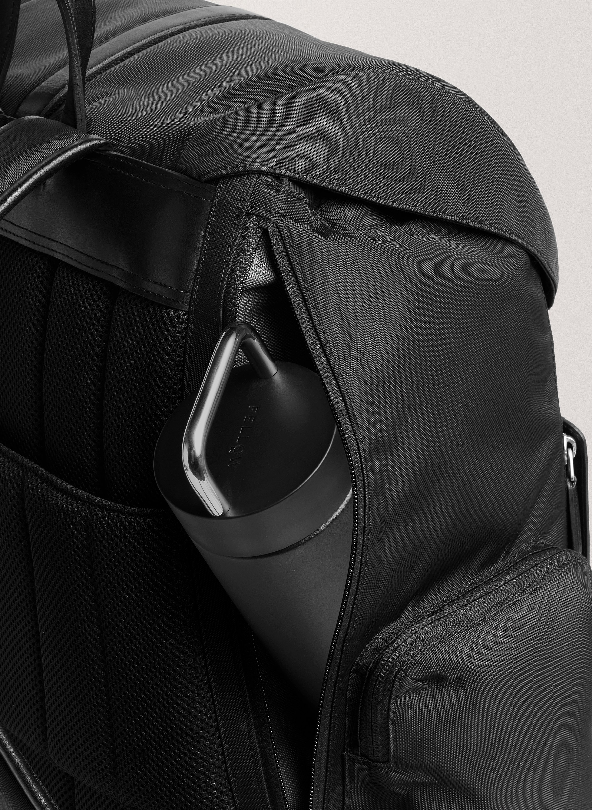 Sac à dos 'Traverse' en nylon CARL FRIEDRIK Noir