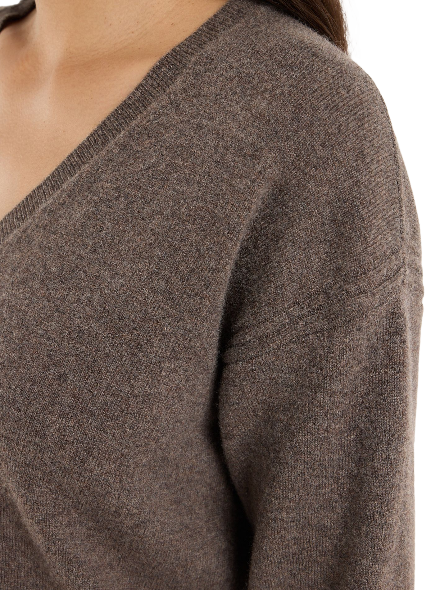 Round neck straight cashmere sweater by Sevene SAISON 1865 Brown
