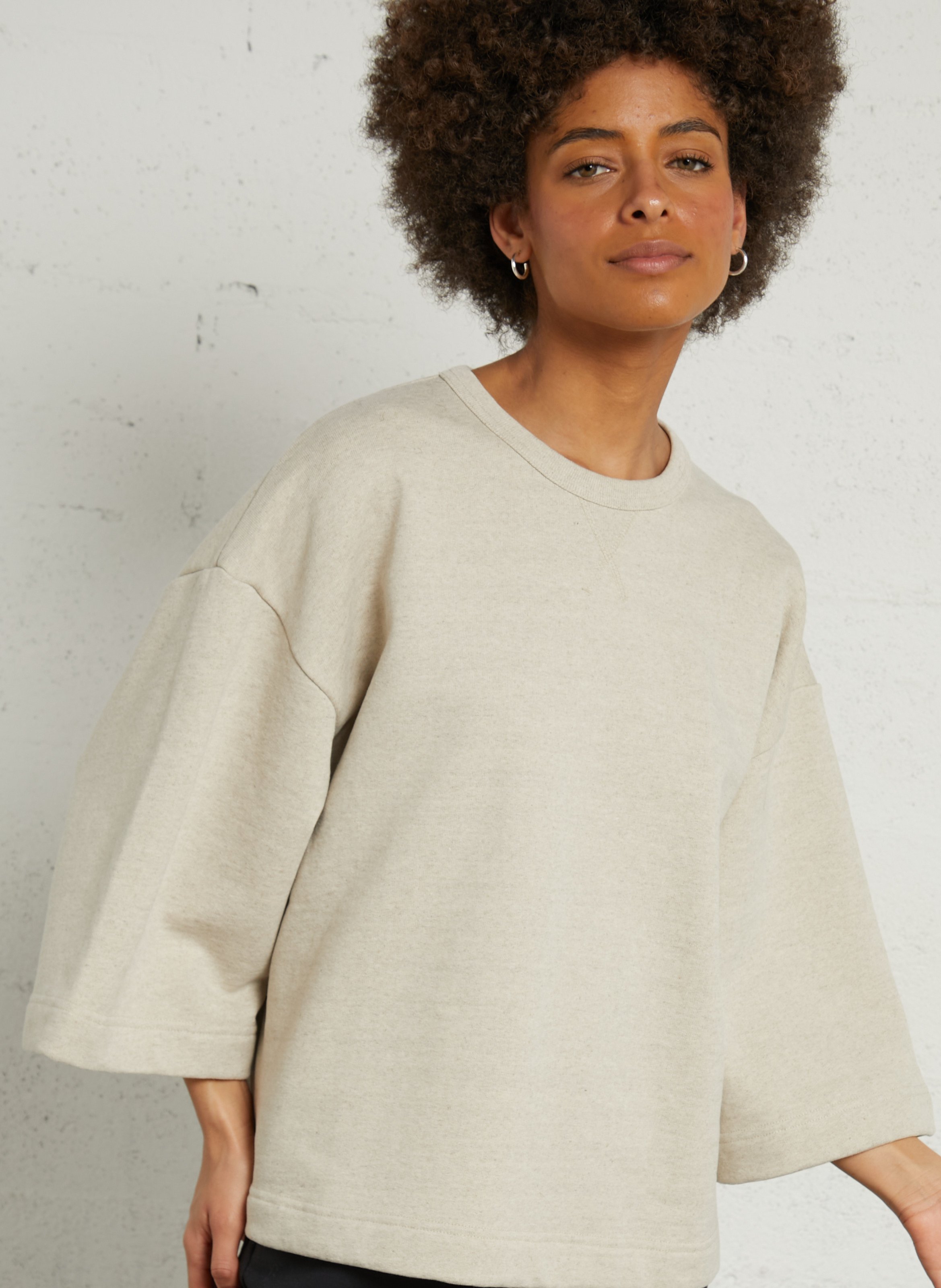 Sweat oversize col rond en coton et lin iksan SOEUR Beige
