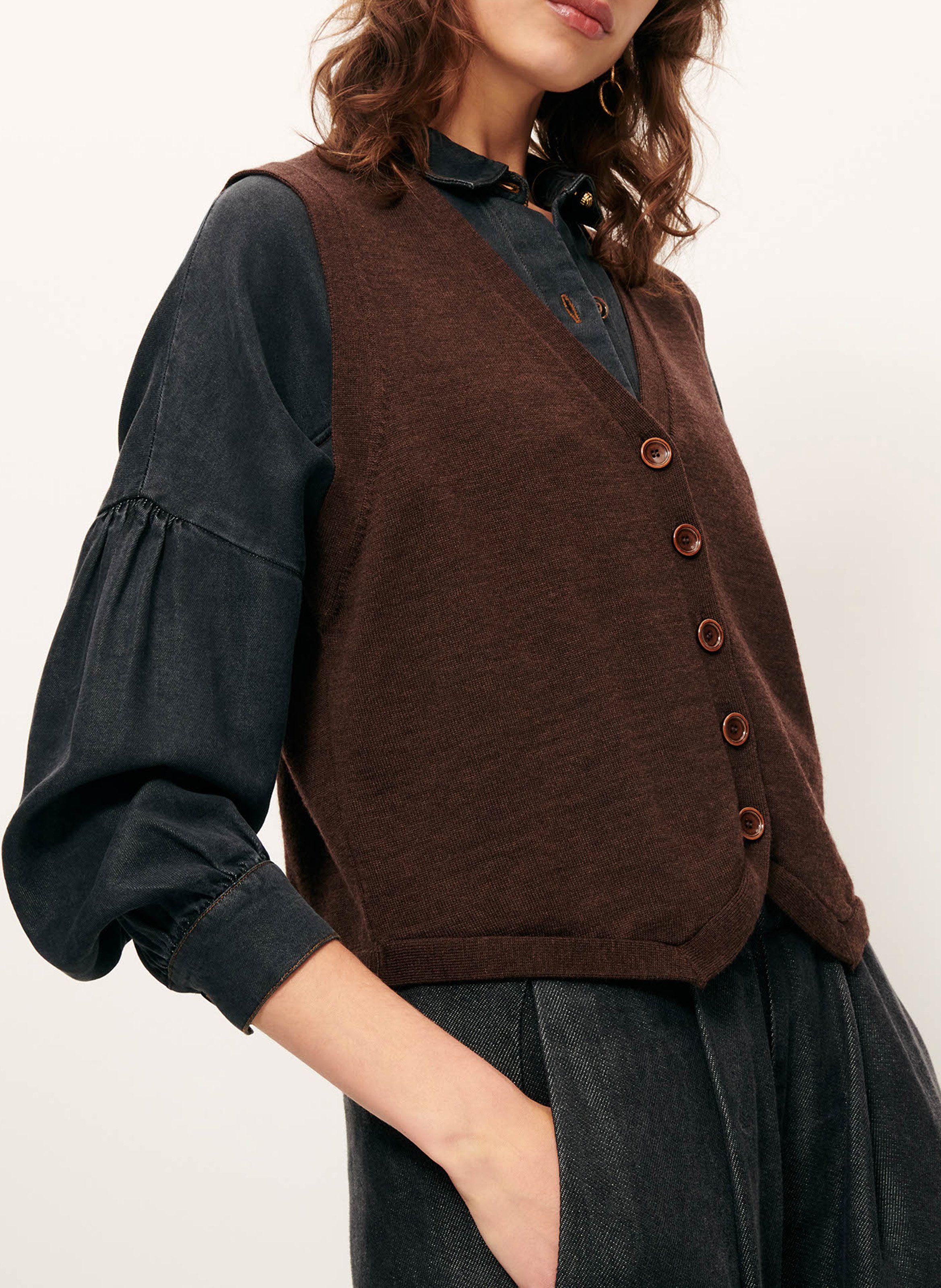 Gilet col v en laine giancarlo SESSUN Marron