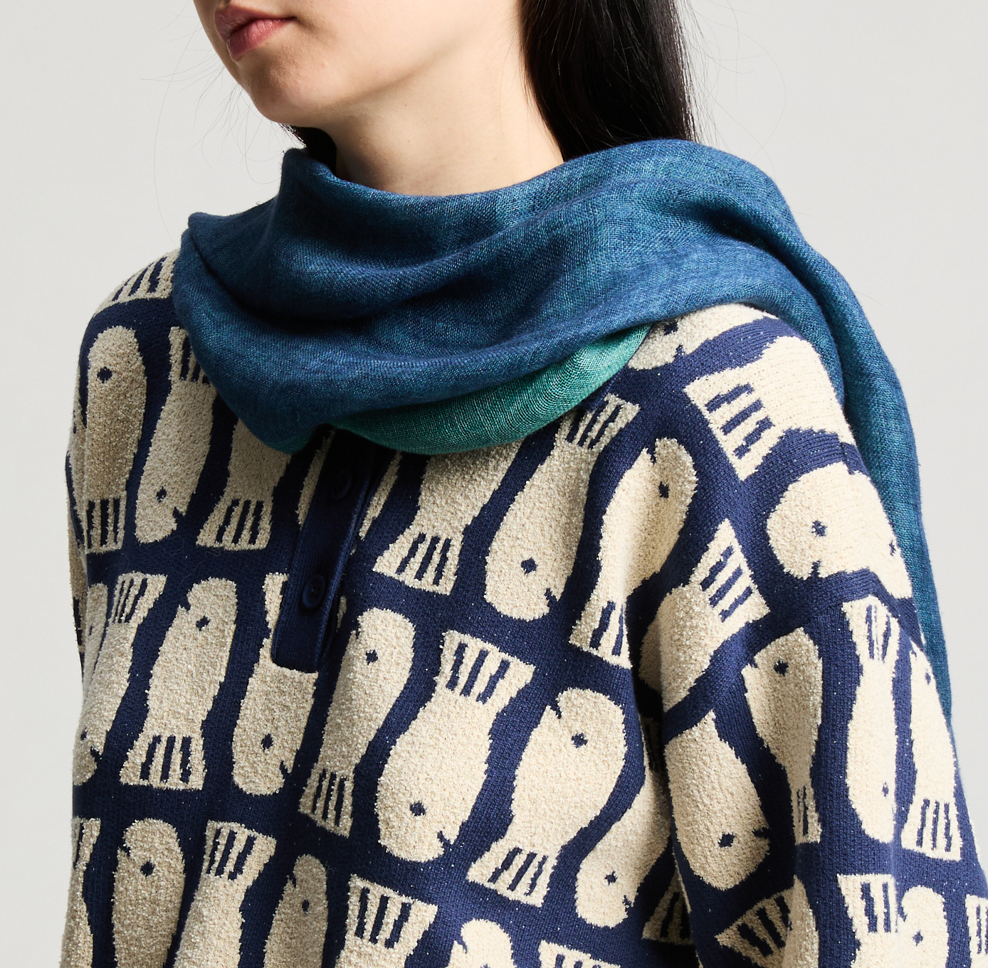 Plain stole AU PRINTEMPS PARIS Blue