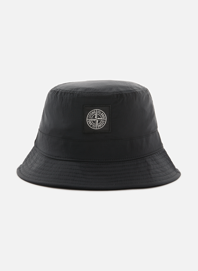 قبعة دلو من النايلون من تصميم STONE ISLAND