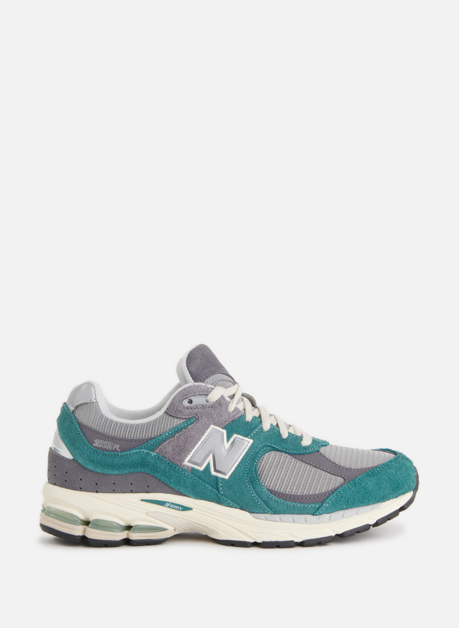 2002r NEW BALANCE sneakers