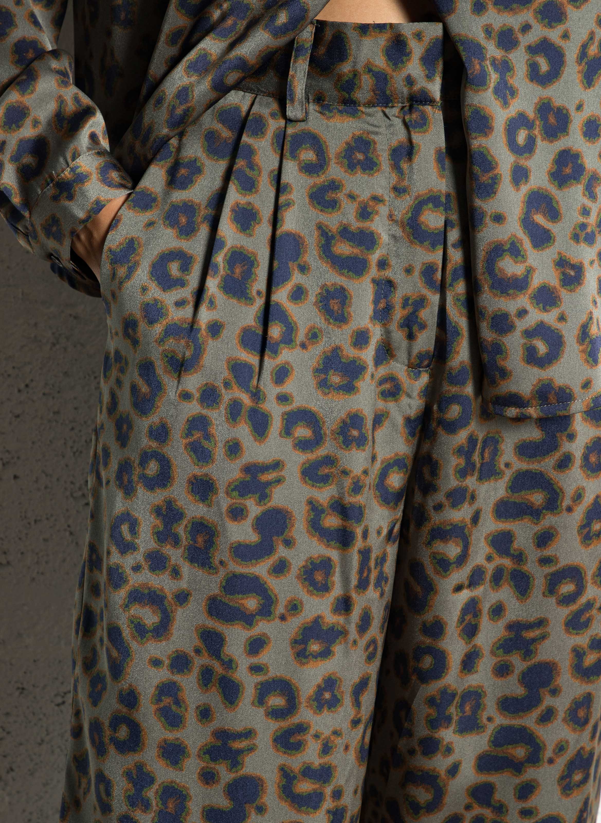 Pantalon large à imprimé léopard bloy BA&SH Kaki