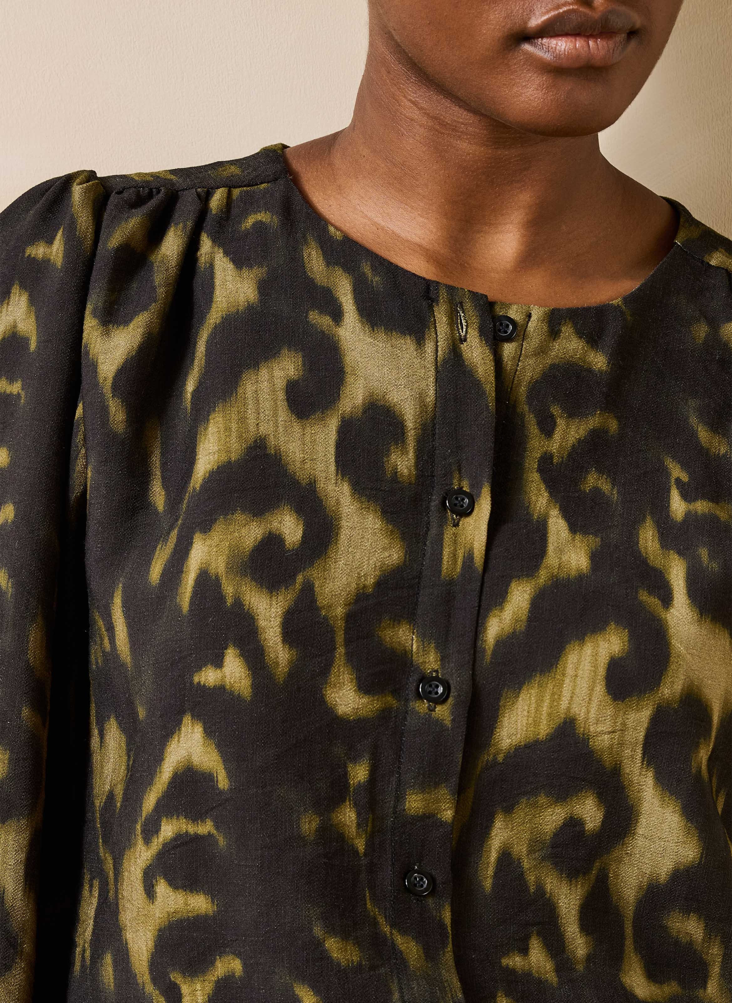 Rechte blouse met ronde hals en dierenprint LA FEE MARABOUTEE Groen