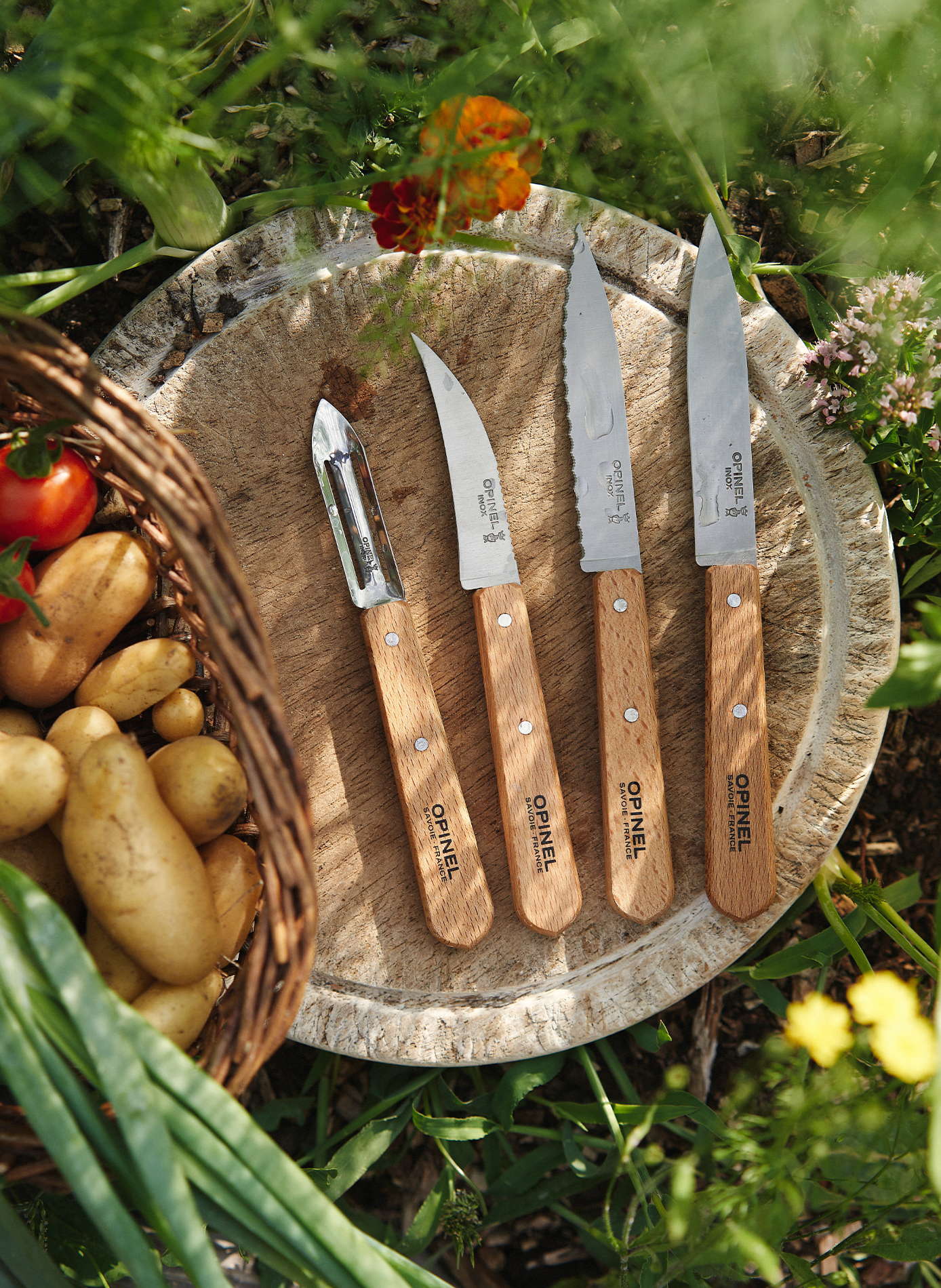 Coffret de 4 couteaux Les Essentiels OPINEL Beige