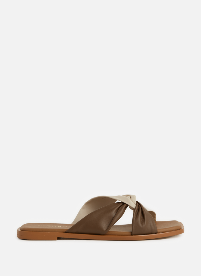 ALOHAS flat leather sandals