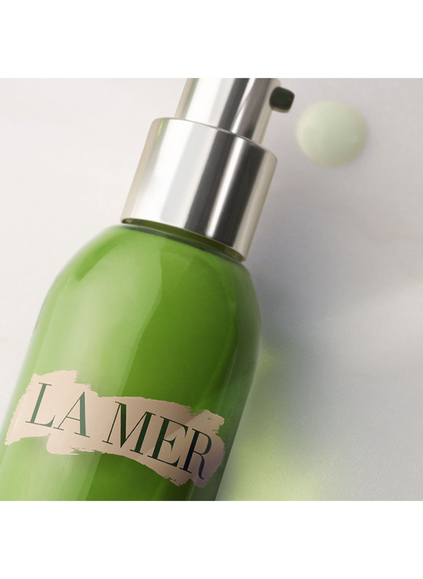Revitalizing Hydrating Serum LA MER No color