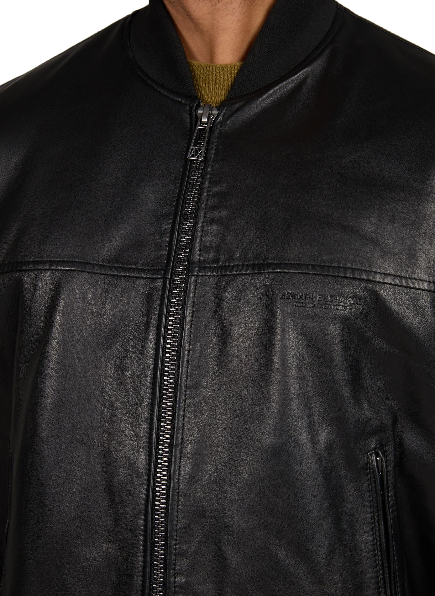 Blouson court en cuir ARMANI EXCHANGE Noir