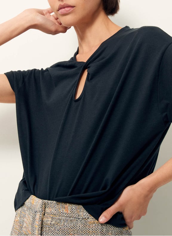 Tee-shirt manches courtes twisté tootwist Noir by SESSUN SESSUN Tee-shirt manches courtes twisté tootwist Noir