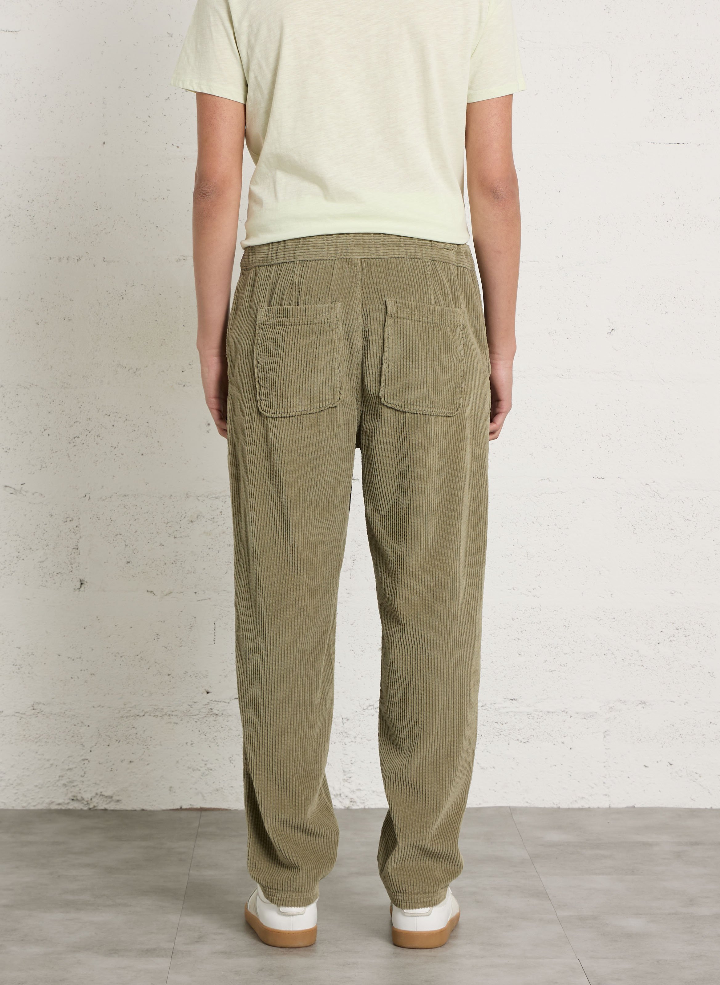 Pantalon côtelé en coton padow AMERICAN VINTAGE Vert