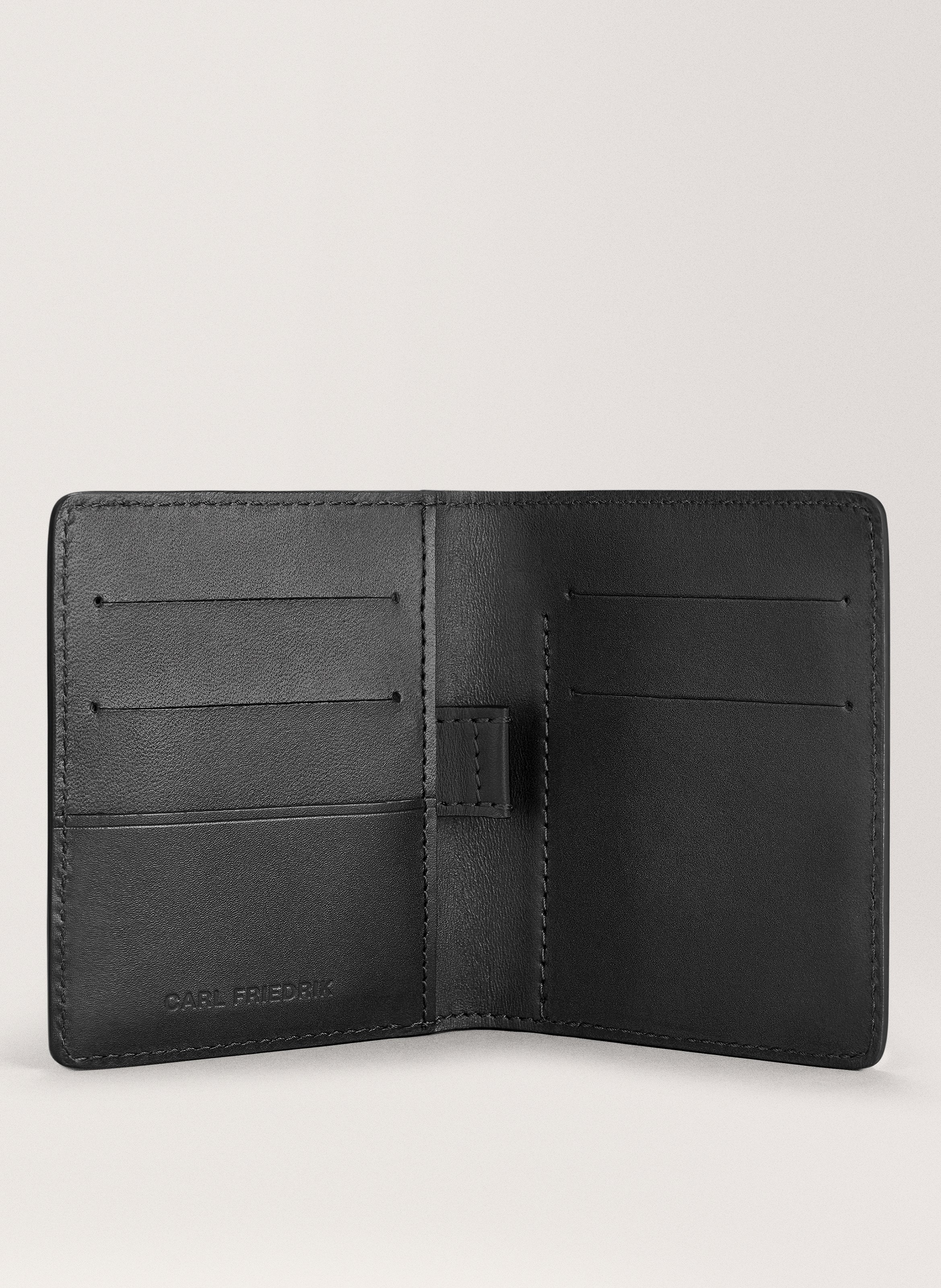 Portefeuille 'walden' en cuir vachetta CARL FRIEDRIK Noir