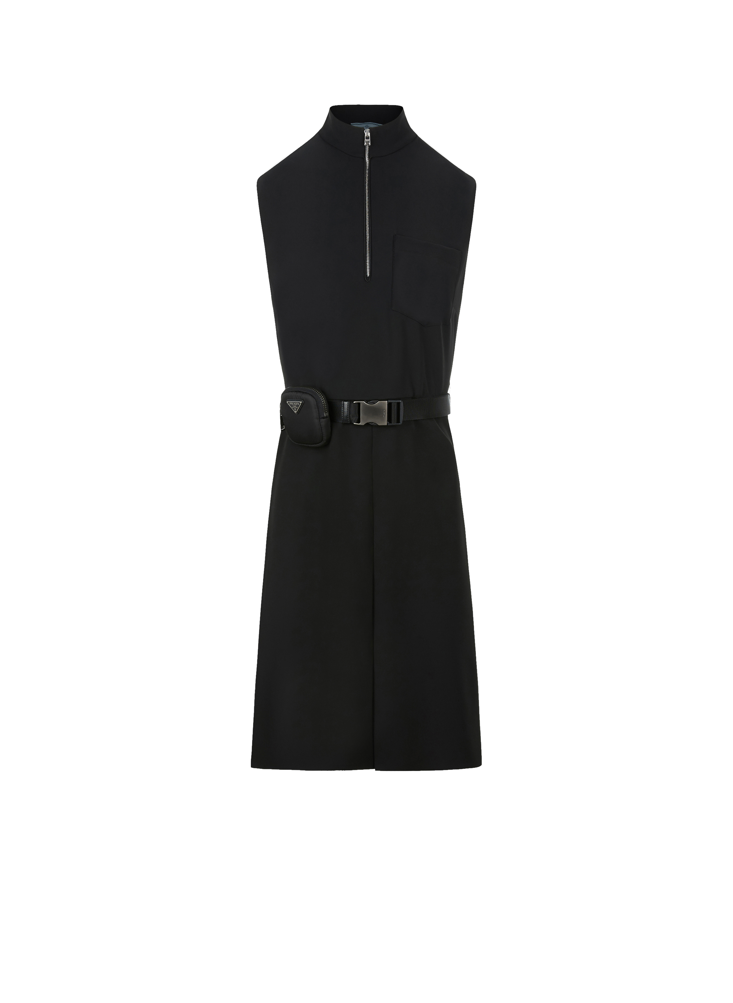 Robe courte ceinturée