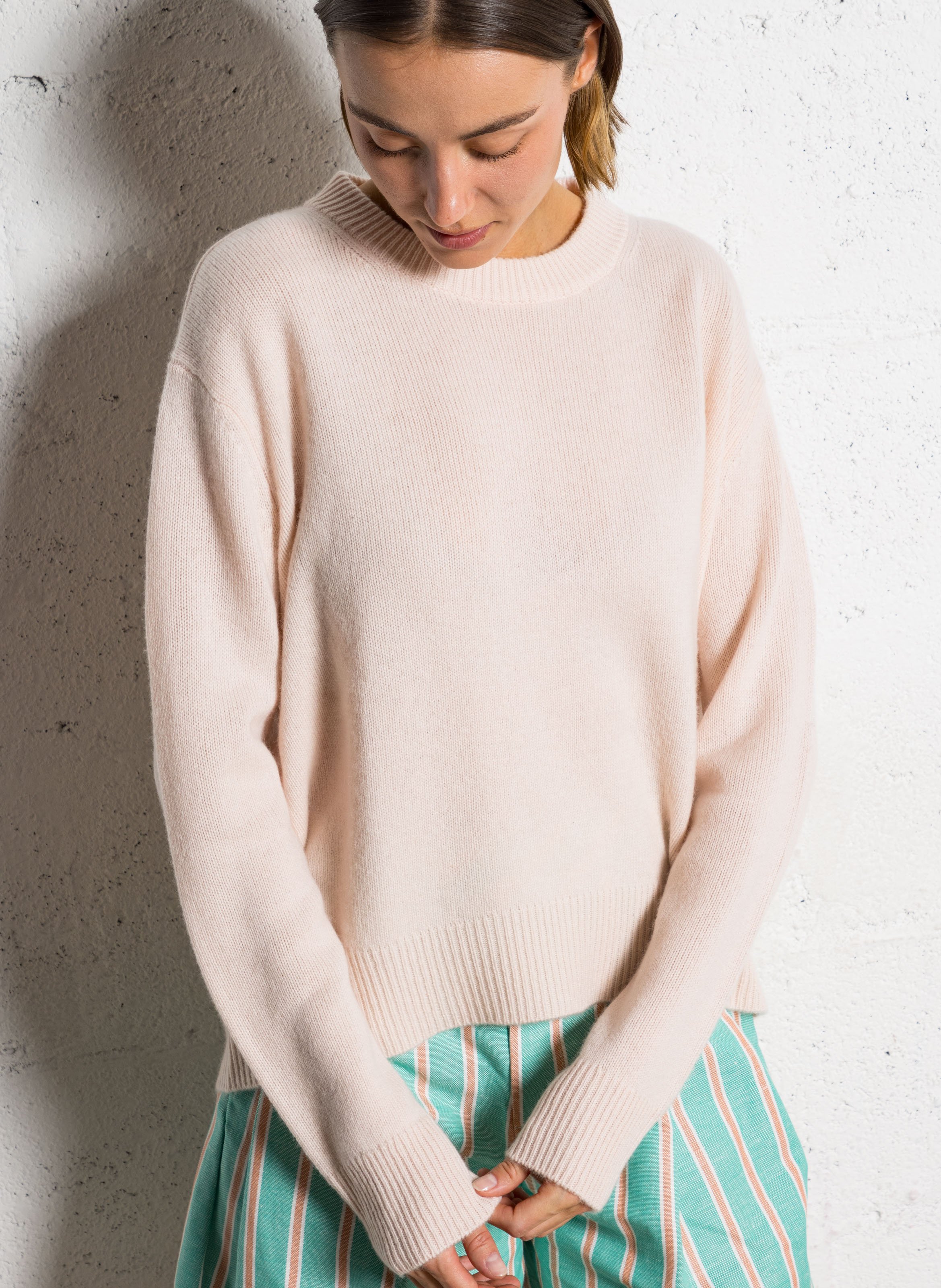 KUJTEN Pull oversize col rond en cachemire hanna Rose