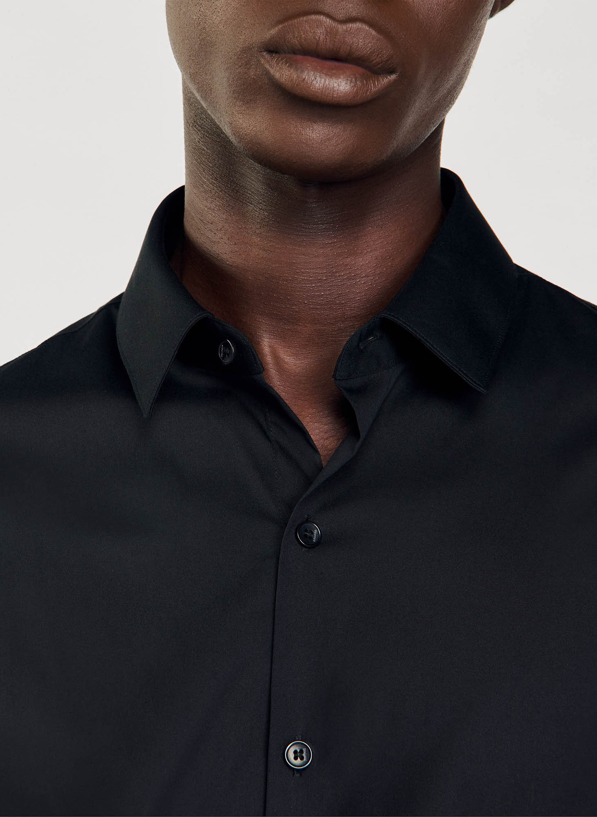 Chemise slim-fit en coton stretch SANDRO Noir